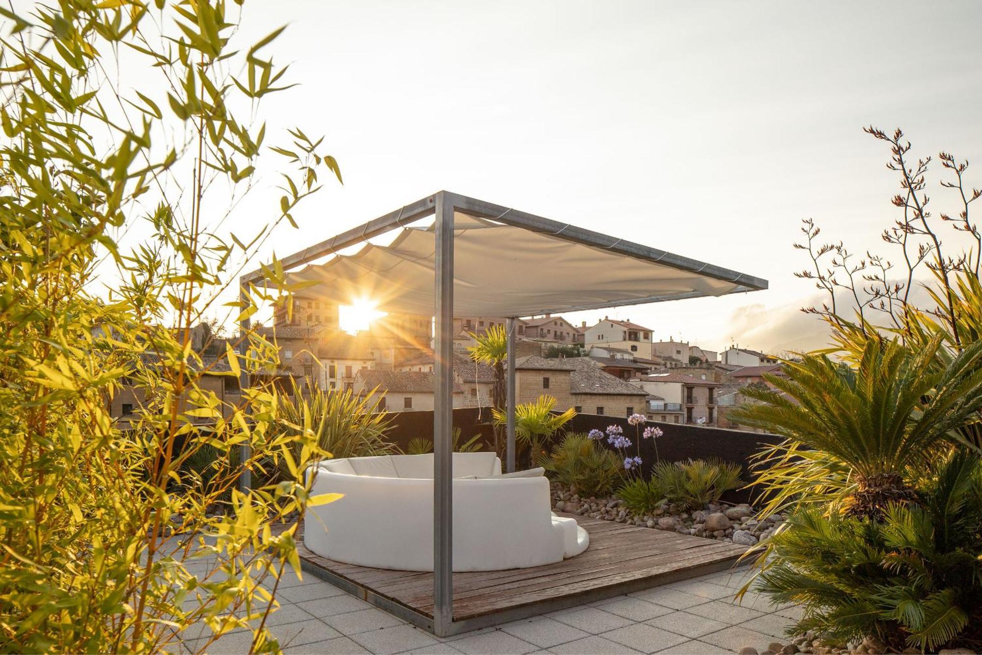 Viura Hotel 4*