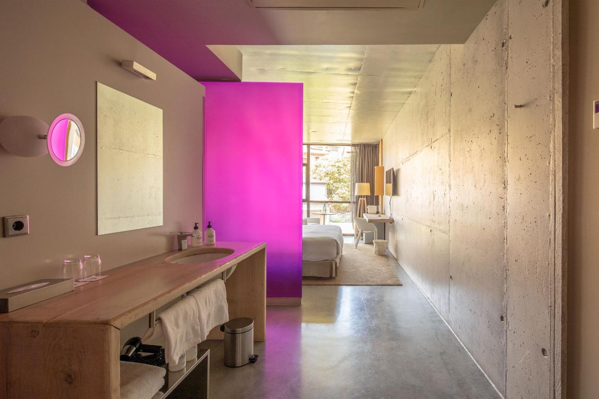Viura Hotel 4*