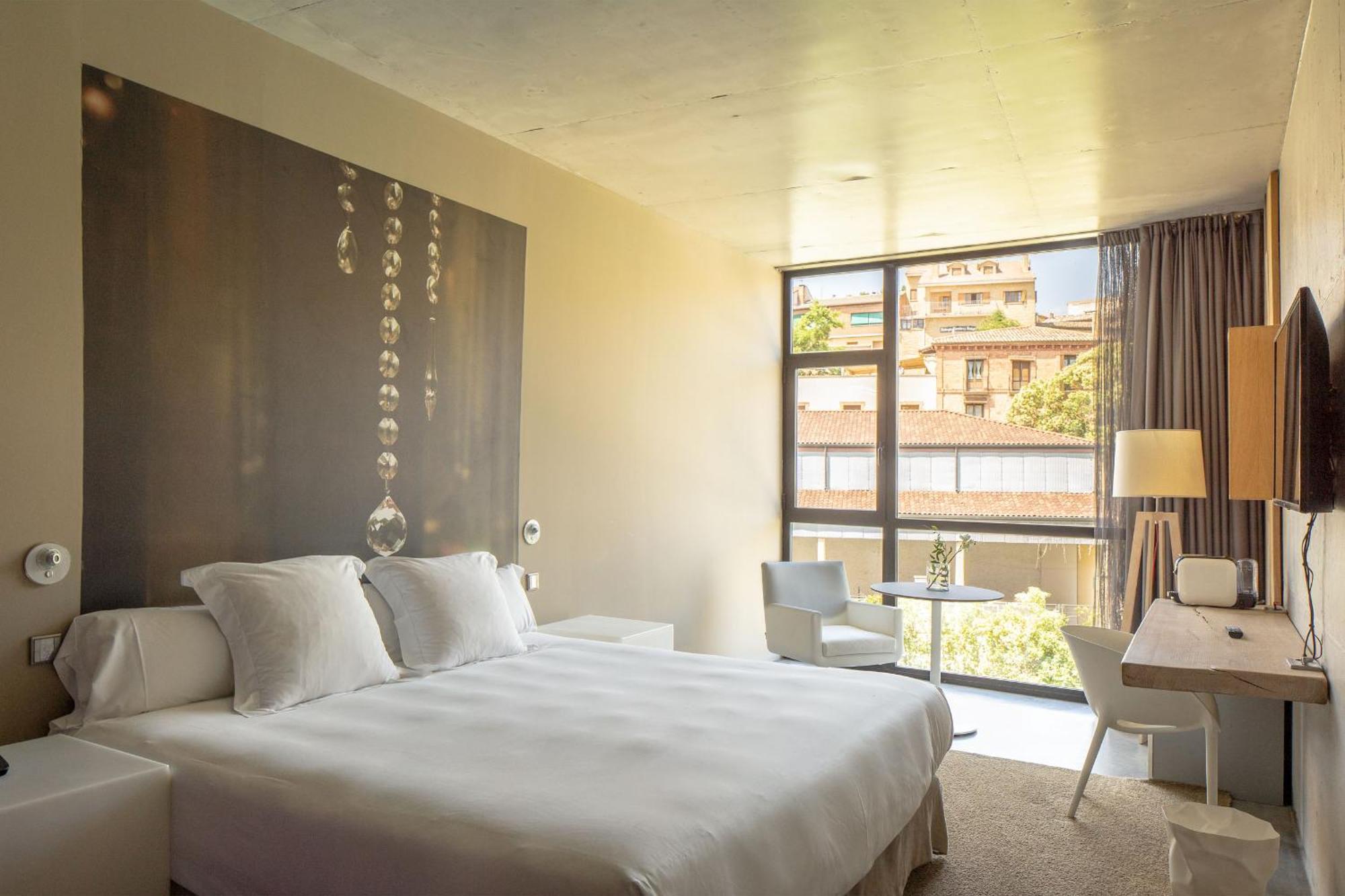 Viura Hotel 4*