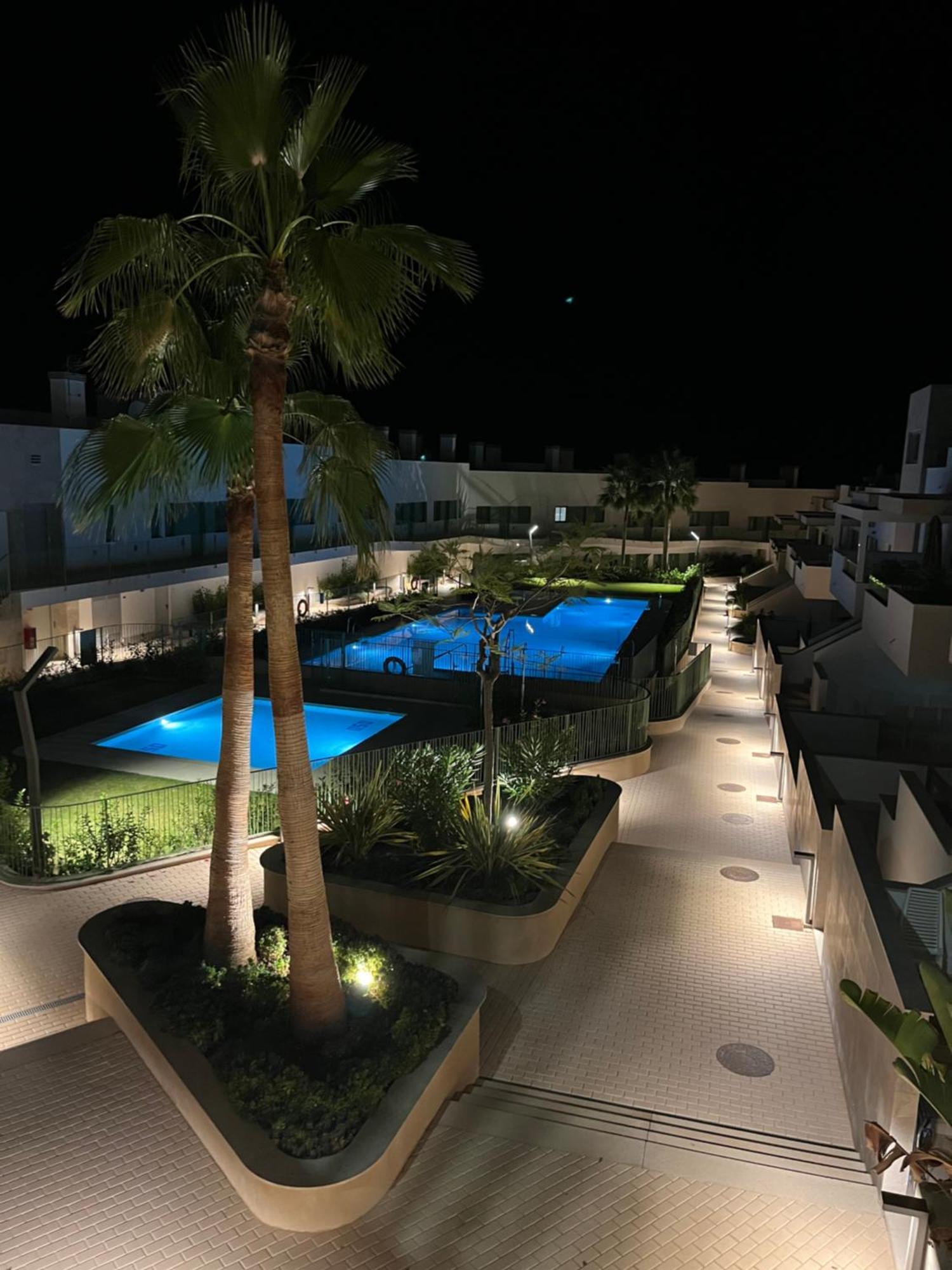 Apartamento En En 1° Línea De Playa