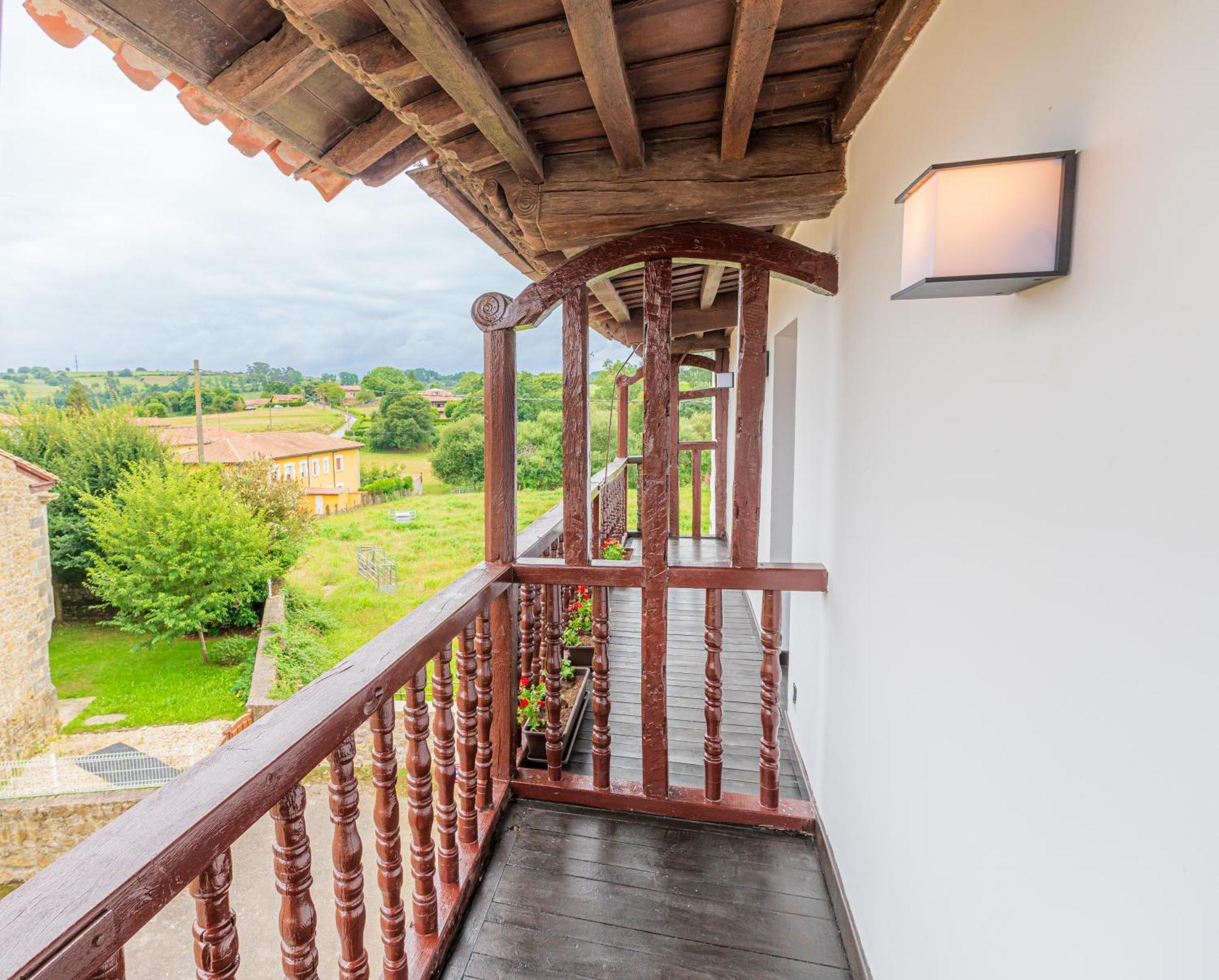 Hotel R Santillana 2*