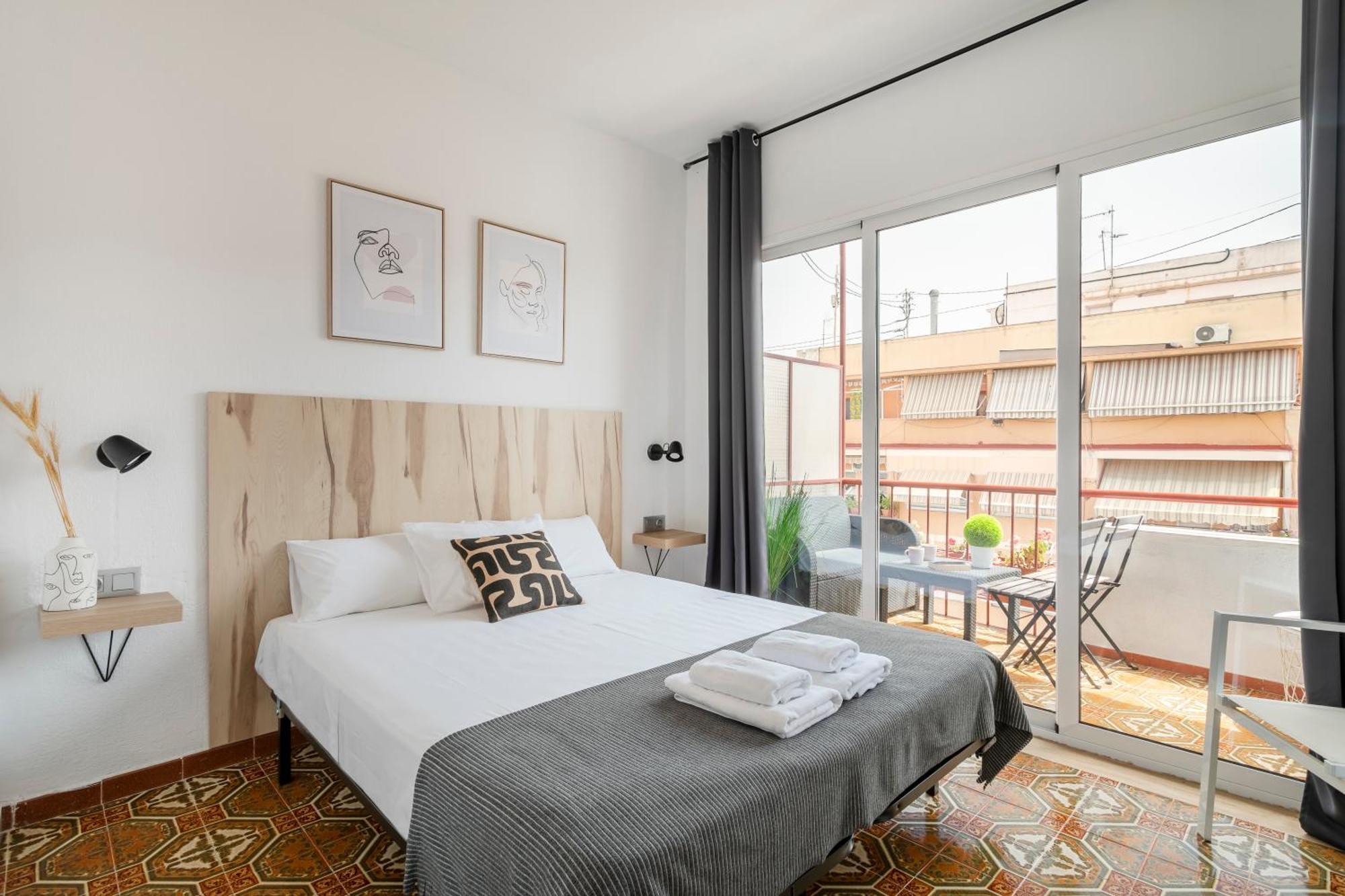 Casa Mila Sv19 2*