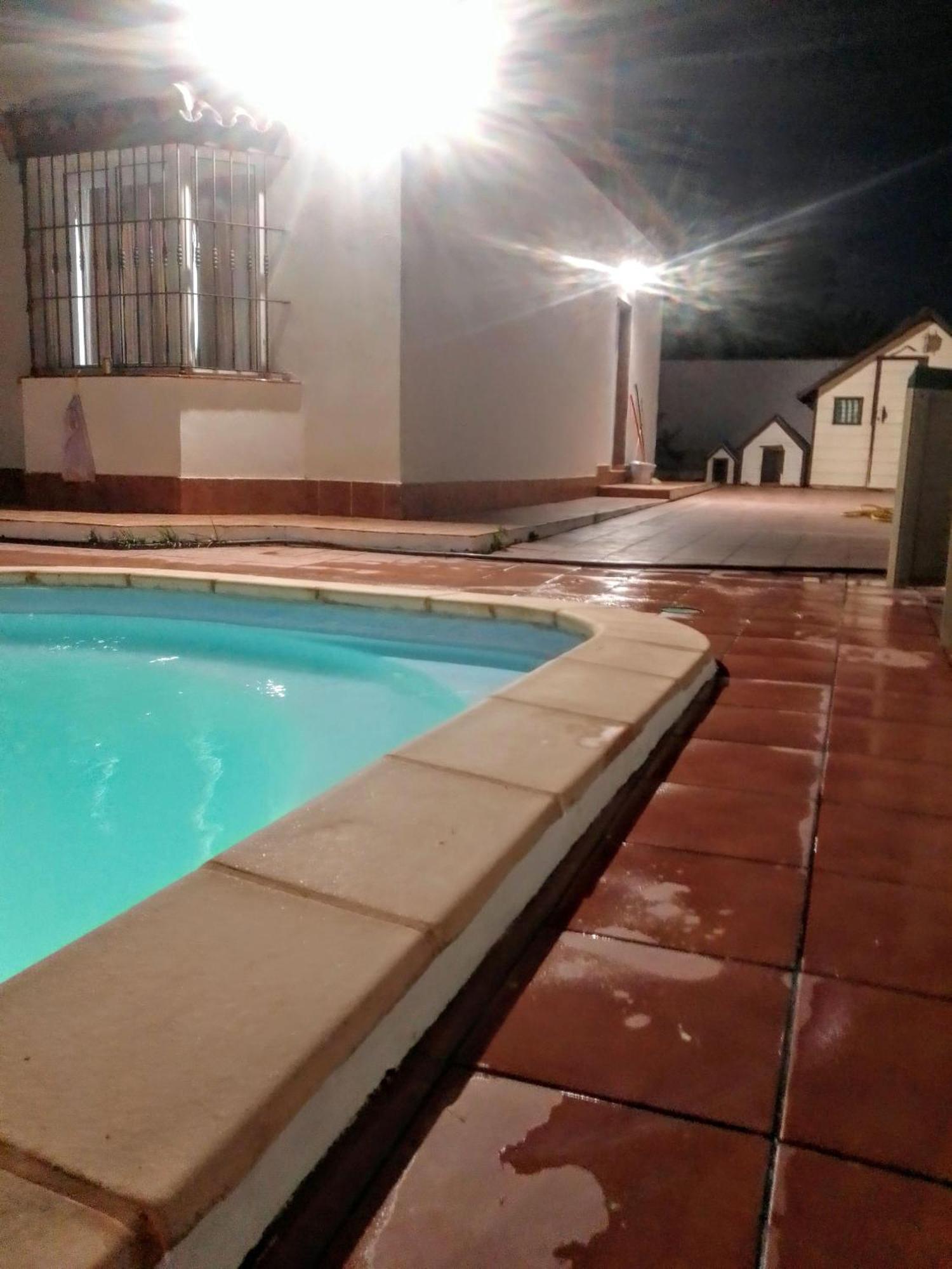 Сasa de vacaciones Agradable Chalet Con Piscina Escapadas. *
