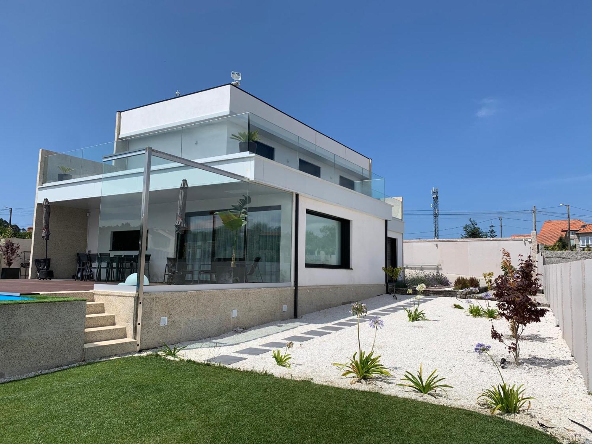 Casa Leiras