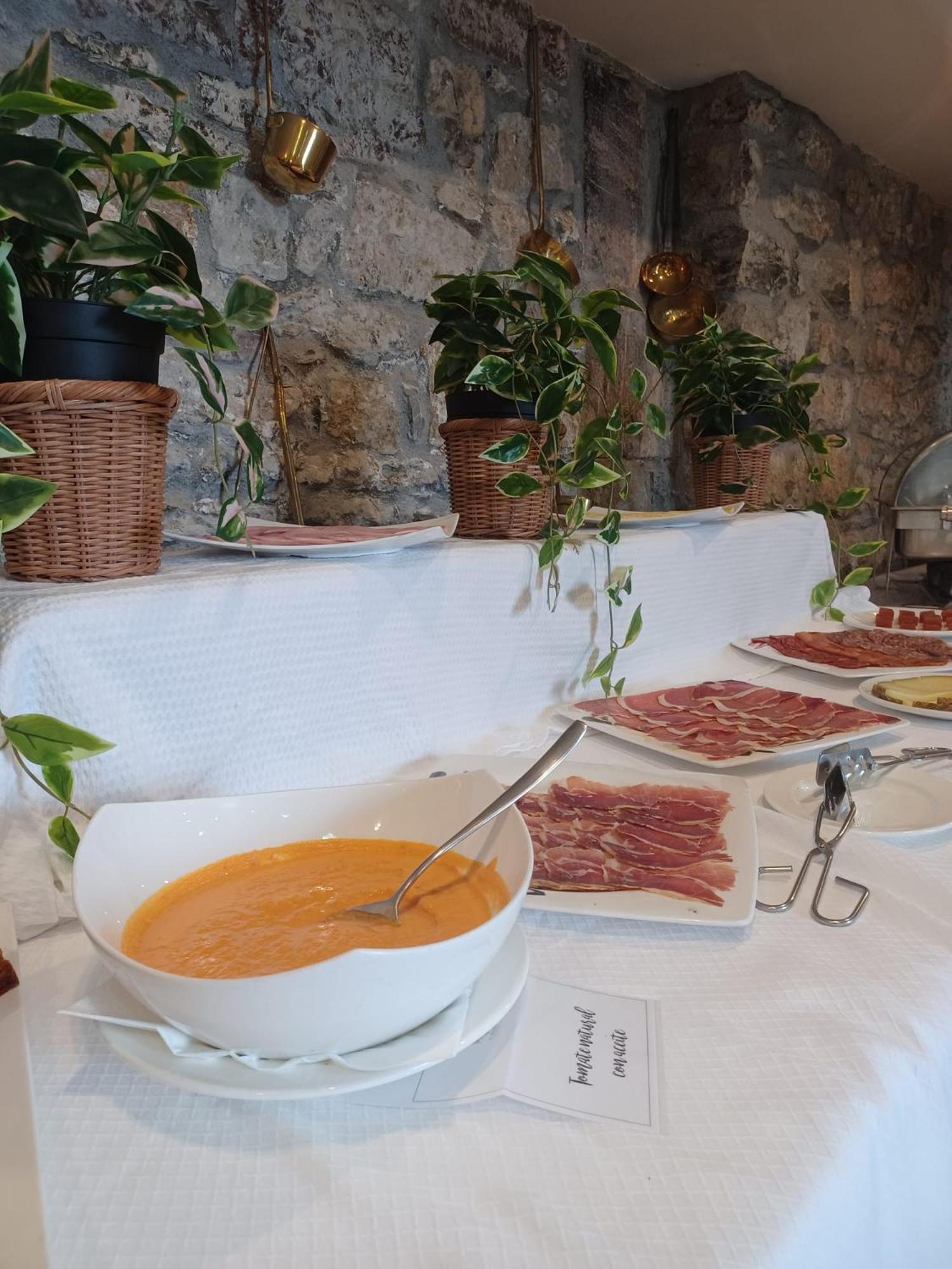 Hotel Palacio De La Magdalena 4*