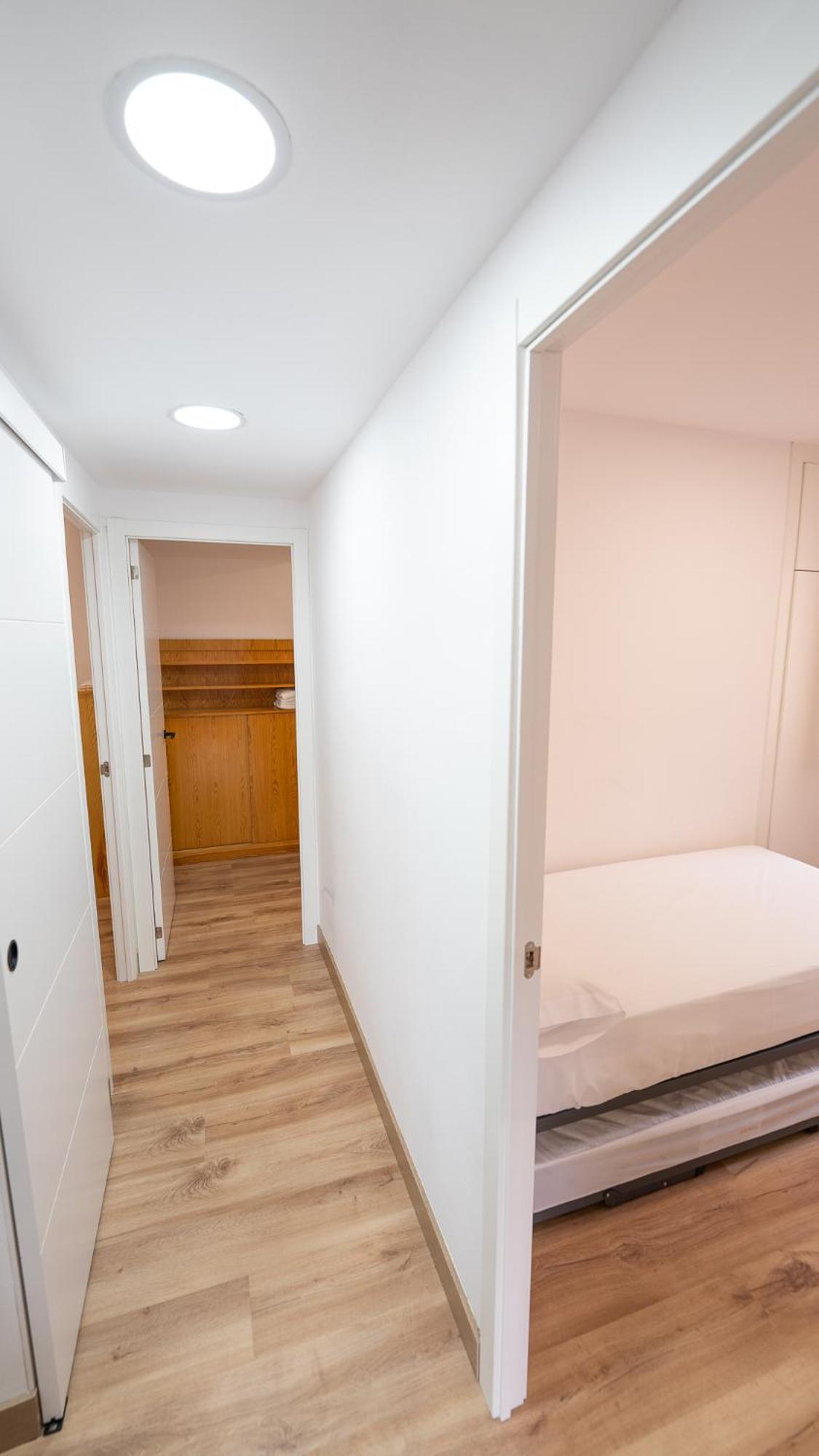 Inmobiliaria - Admite Mascotas Apartamento