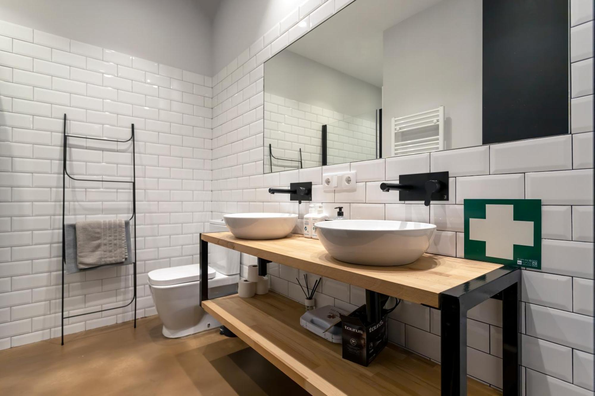 Loft Center By Unique * Burgo