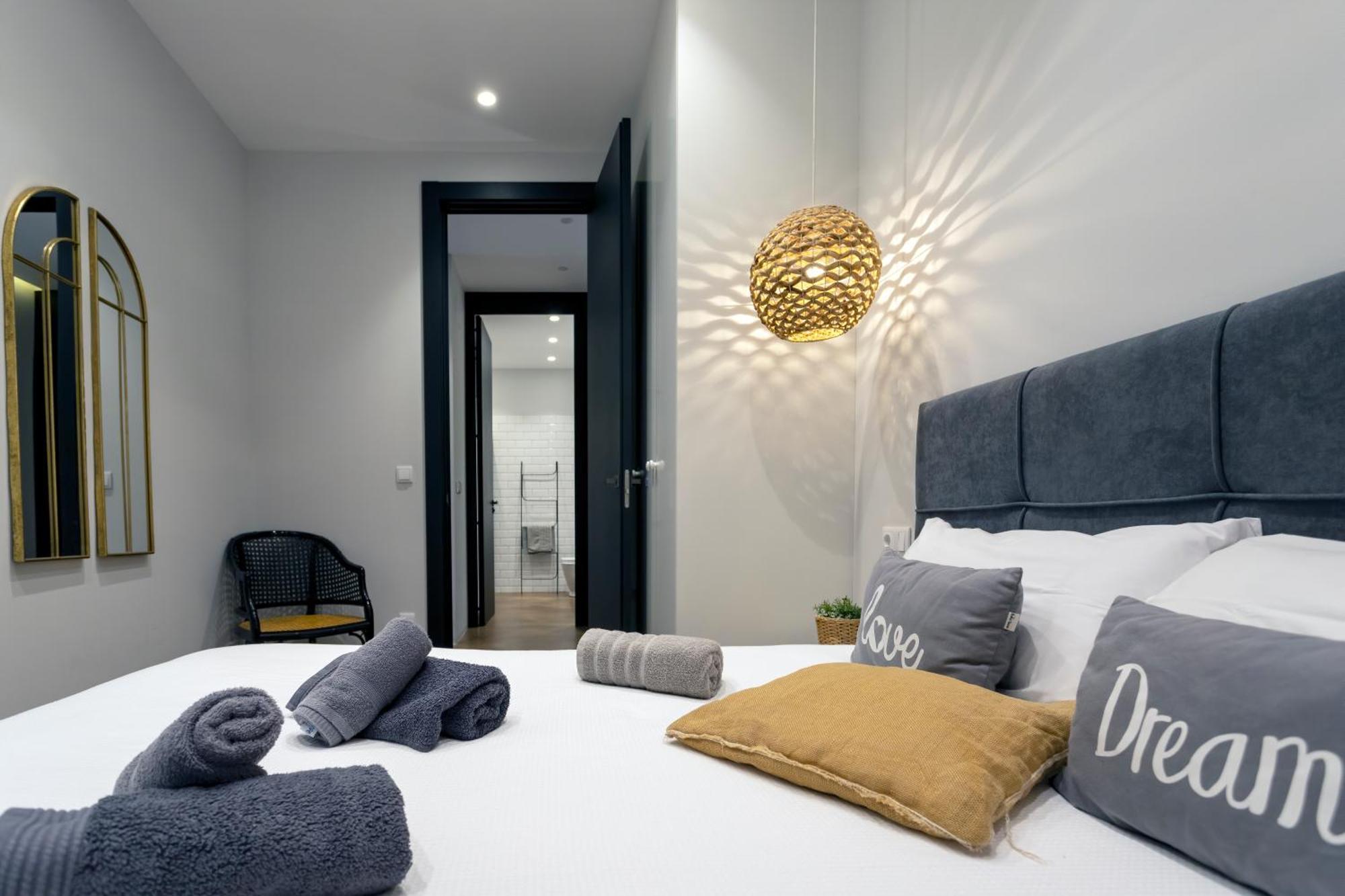 Loft Center By Unique Burgo