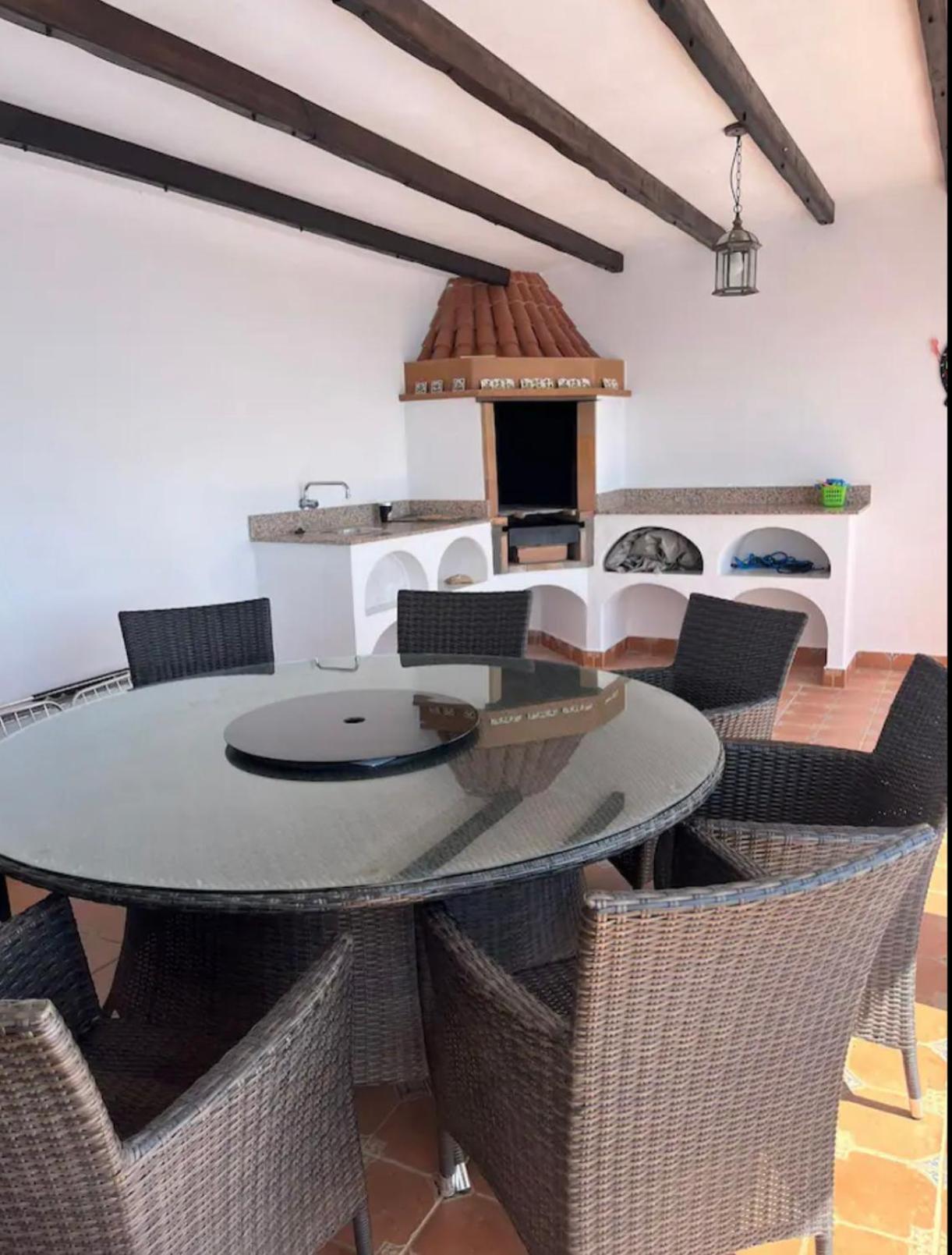 La Vista Villa *