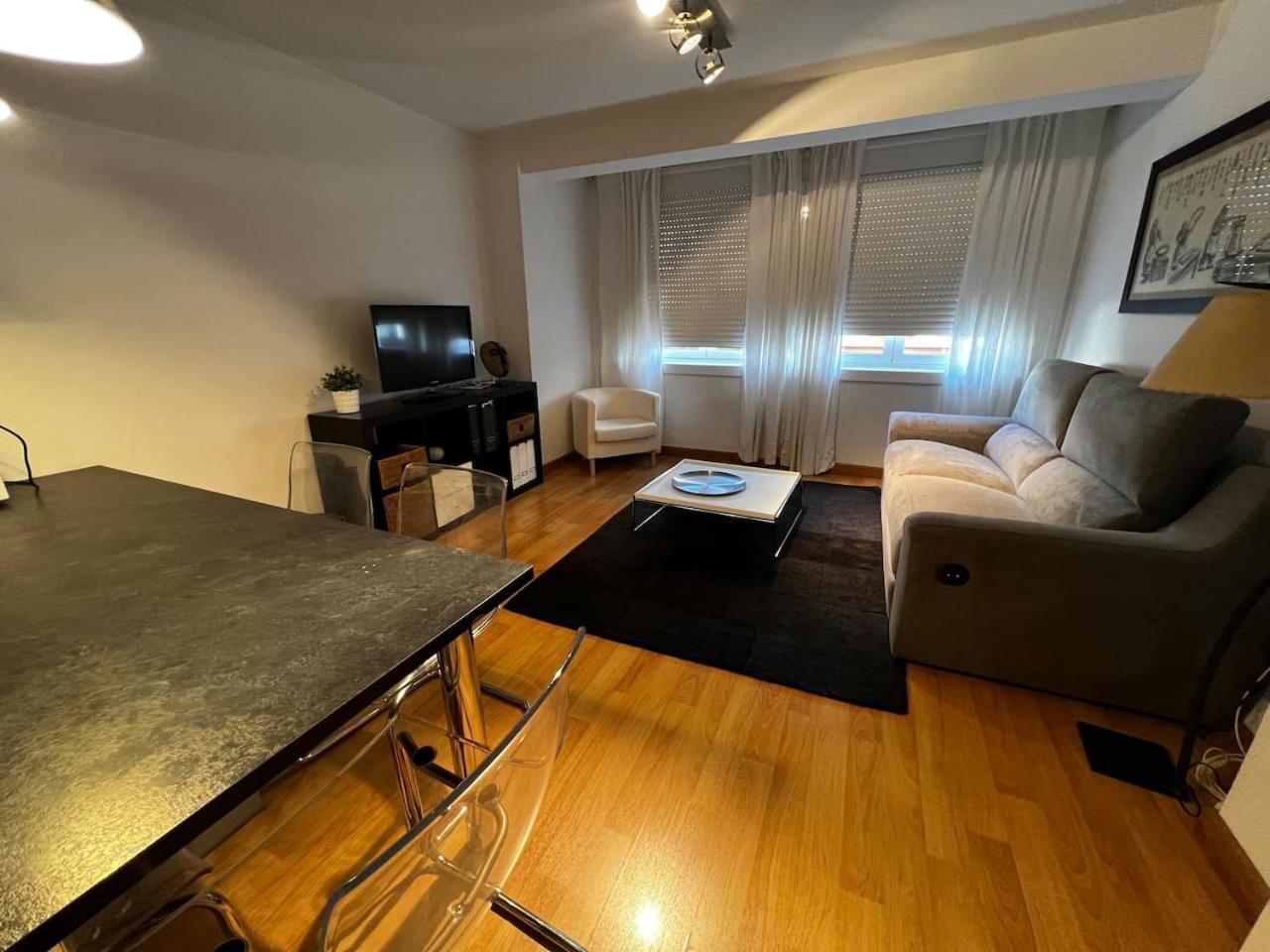 Apartment Oktheway Santander 2 *
