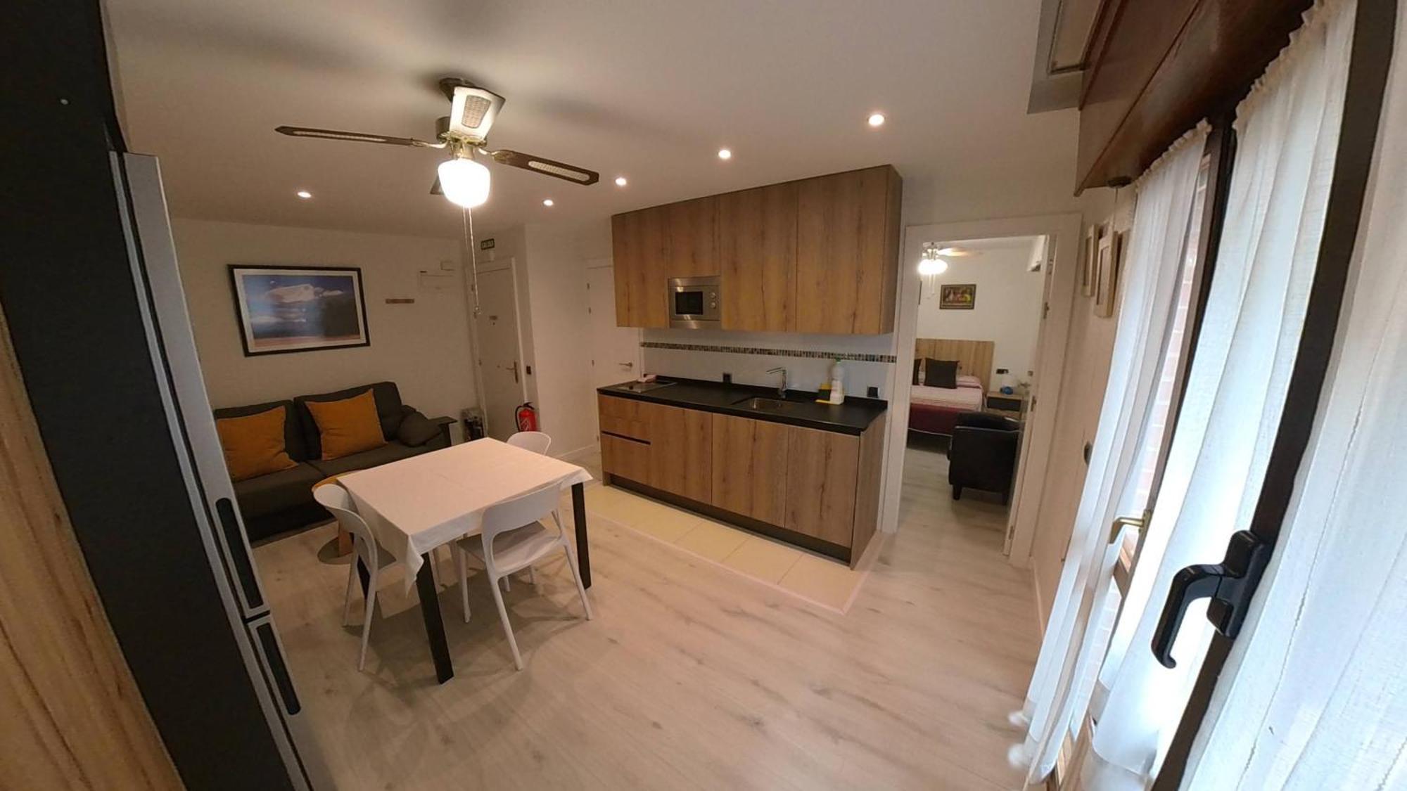 Apartamento Alojamientos Pamplona Apartamentos