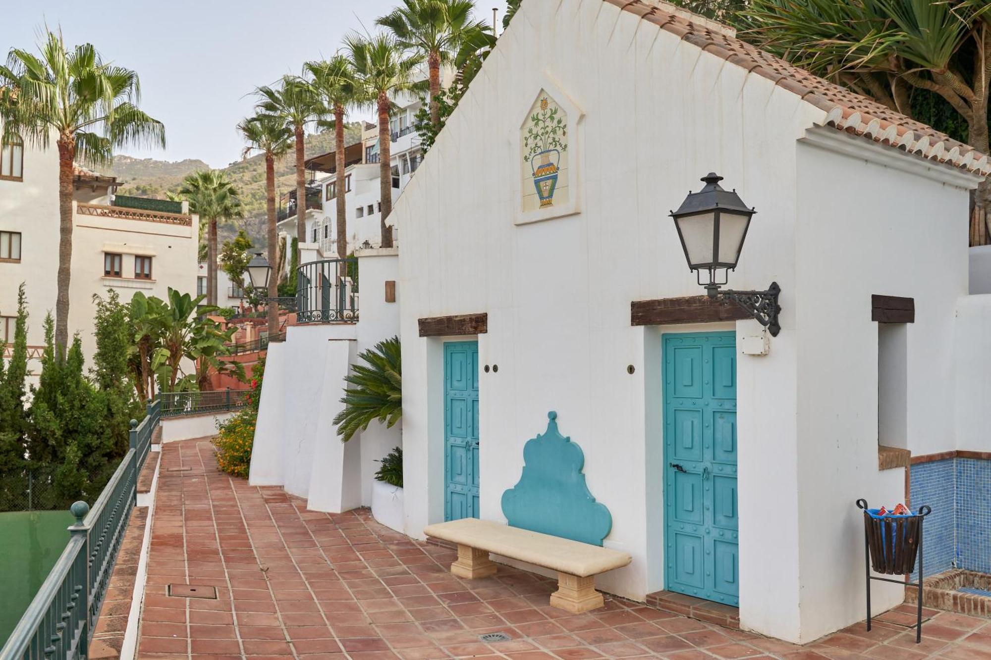 Apartment Garden In Frigiliana