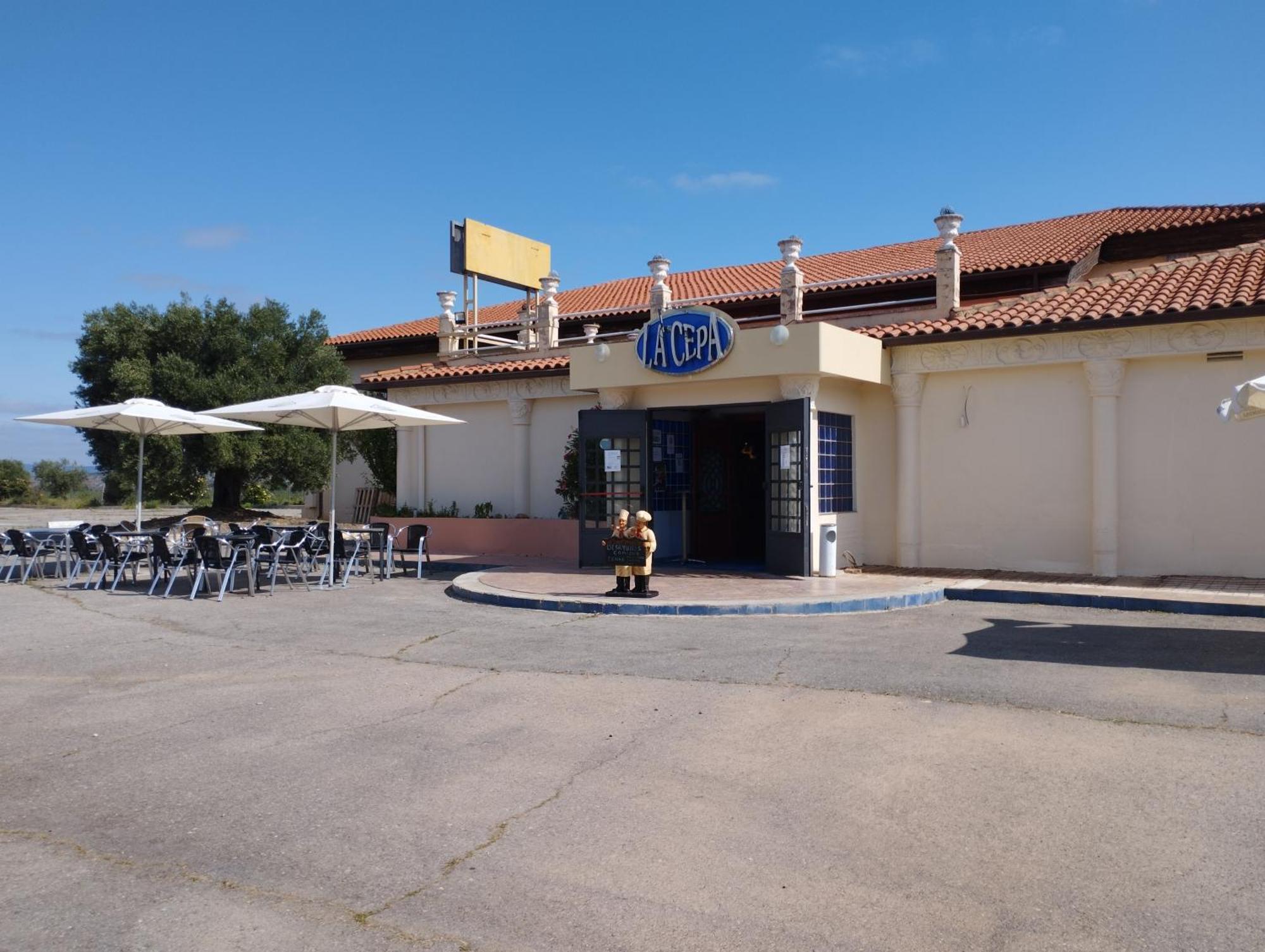 Restaurante La Cepa Pensión *
