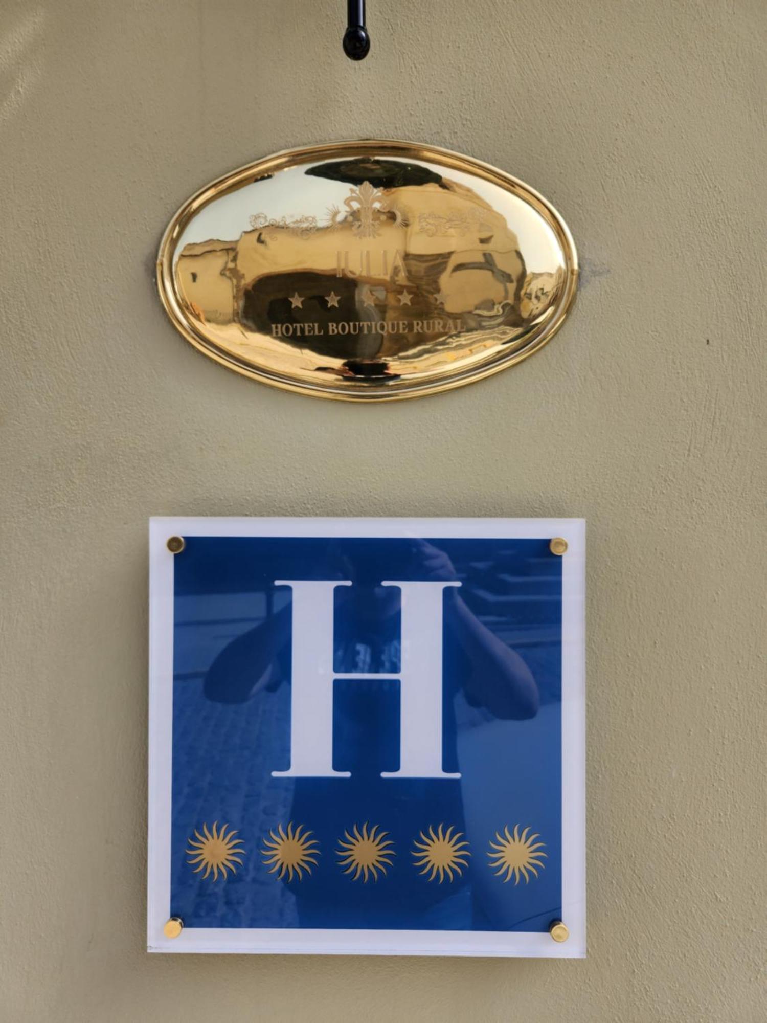 Boutique Iulia 5 Estrellas 5*
