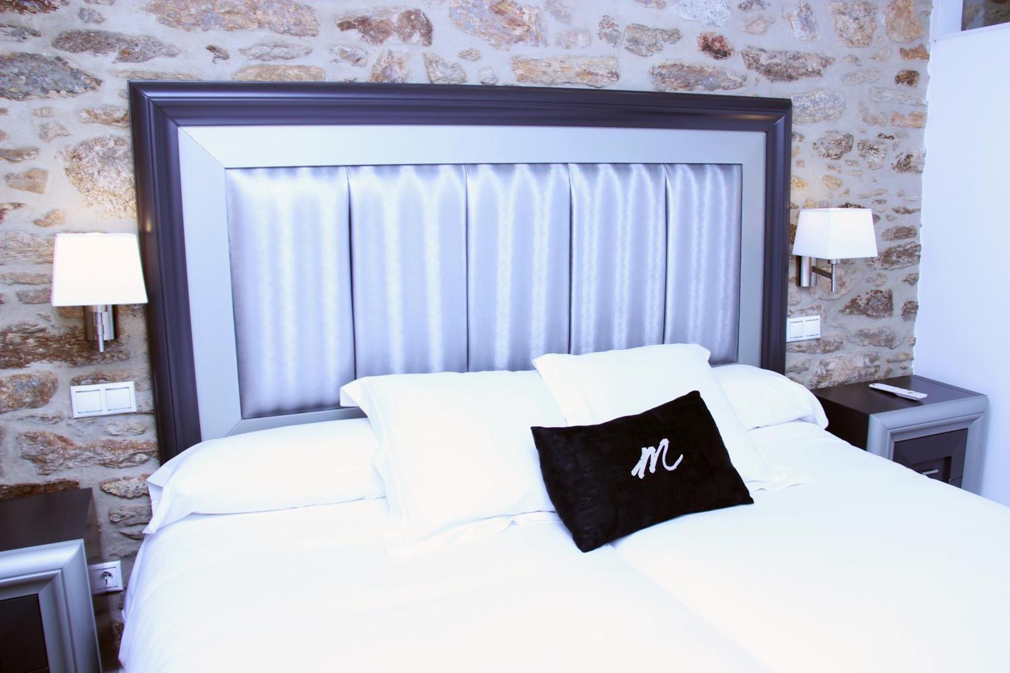 Montenegro Compostela Hotel