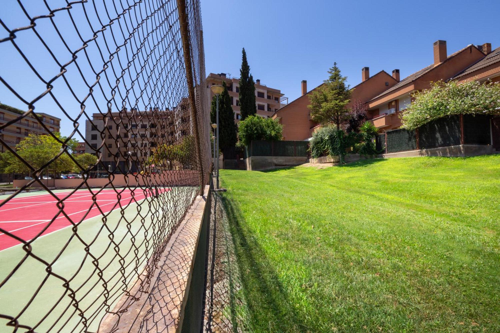 Casa Con Piscina En El Centro * Tudela