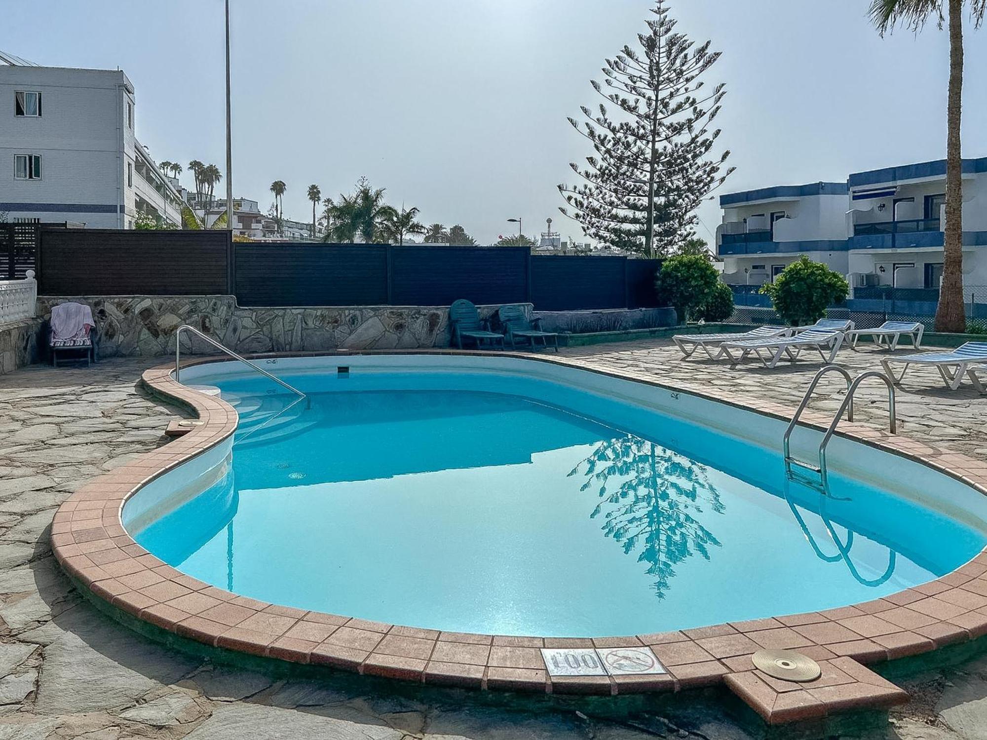 Lightbooking Montenegro Apartment *