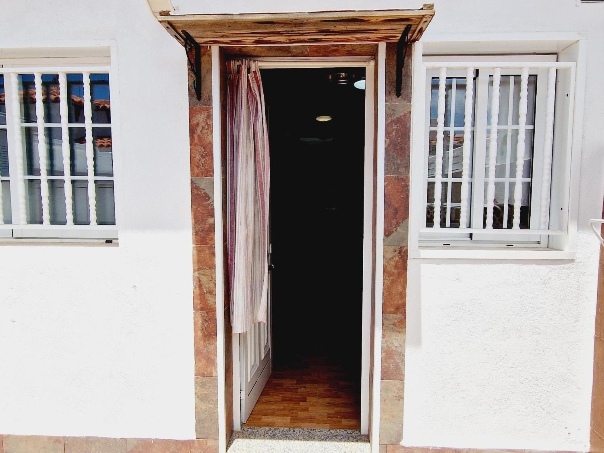 Relax 2 Bedrooms Wifi Free Big Terrace Holiday home