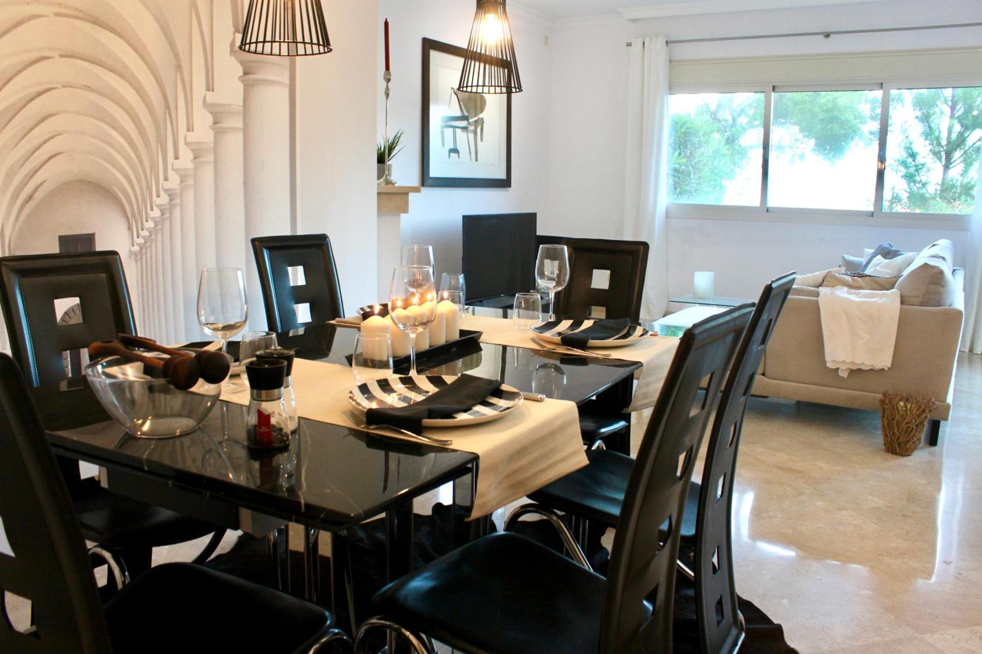 Apartamento Elegant And Spacious Garden With Beautiful Views