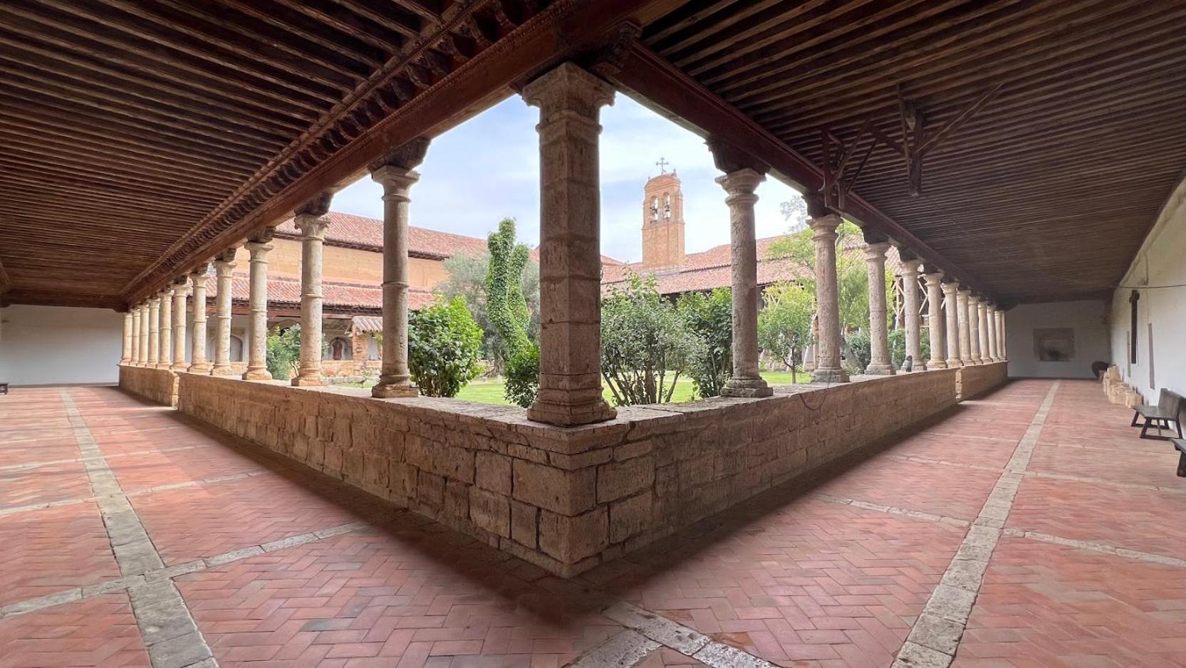 Palacio Rejadorada 3* Toro