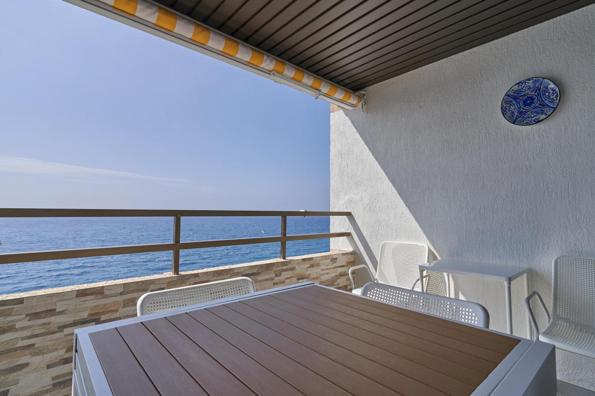 Apartamento El Rompeolas *