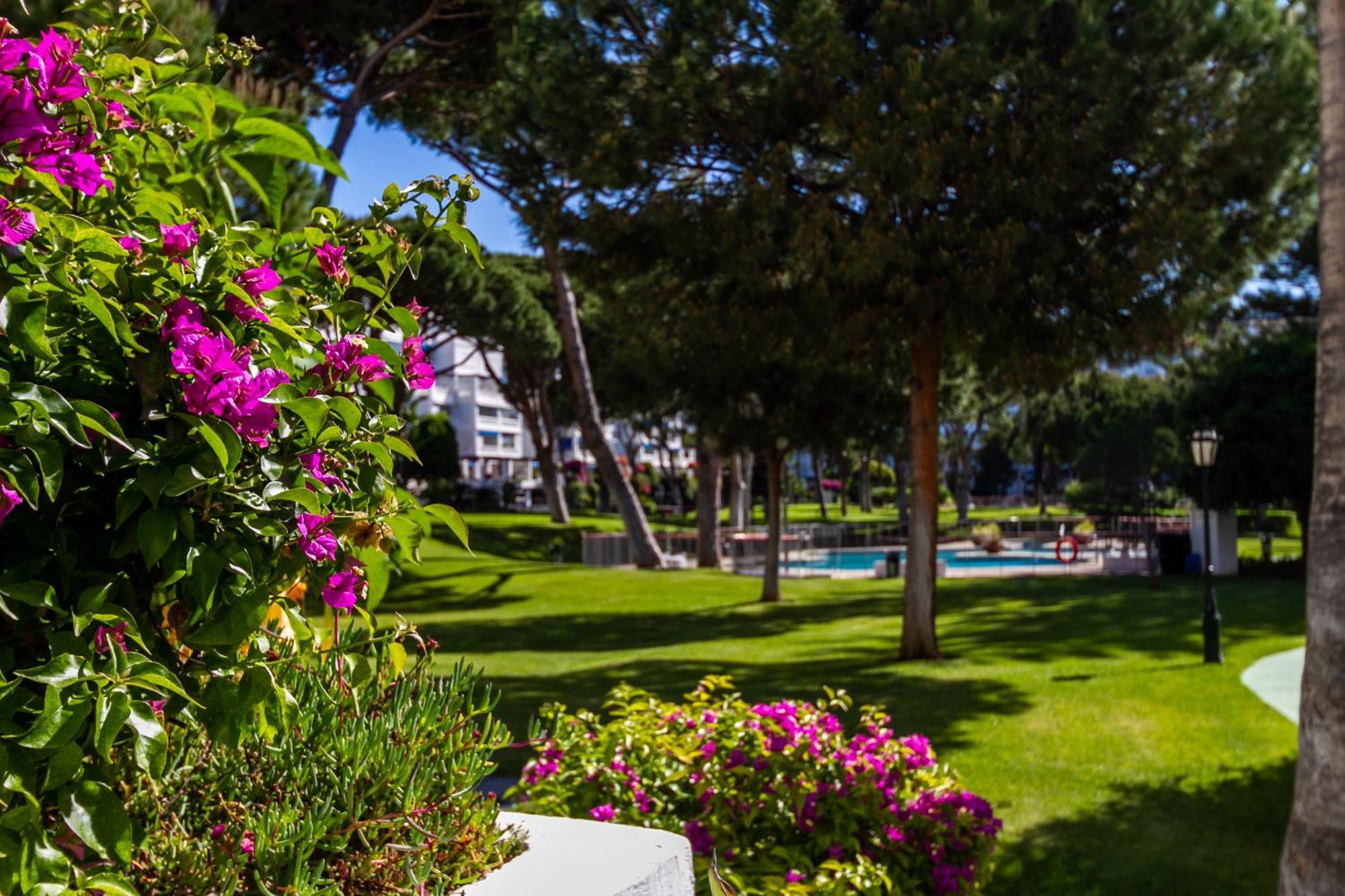 Banus - Banus Playas Del Duque Beachside Residential