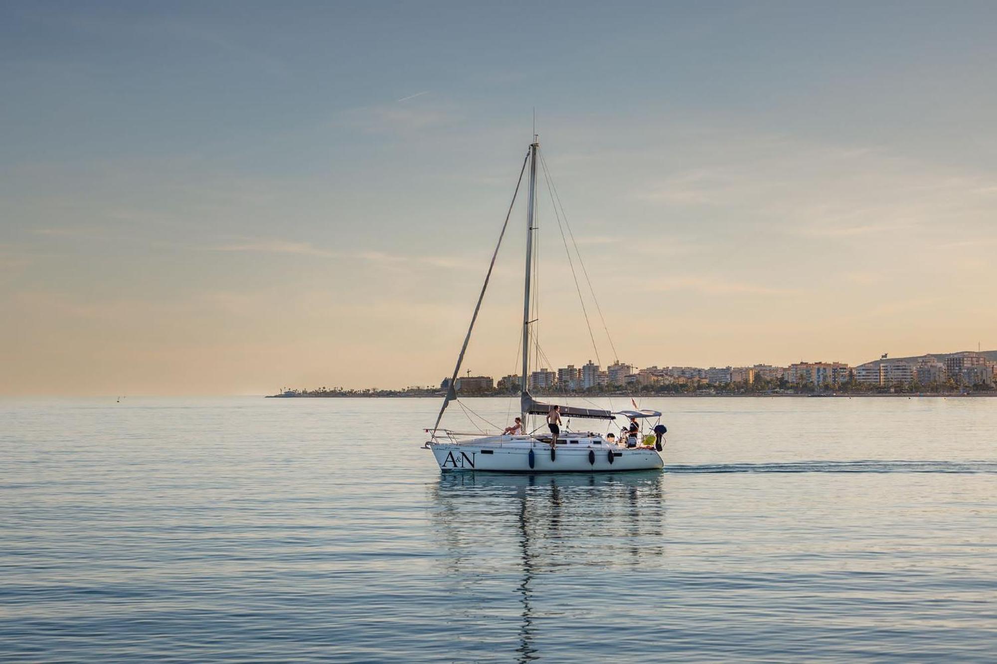 A&n Luxury Seaside Trainas *