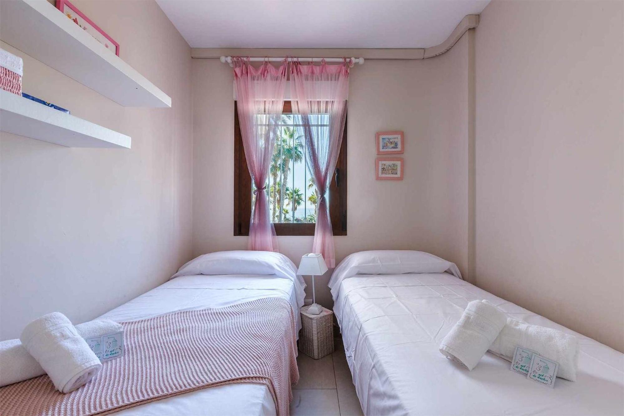 A&n Luxury Seaside Trainas Caleta De Velez