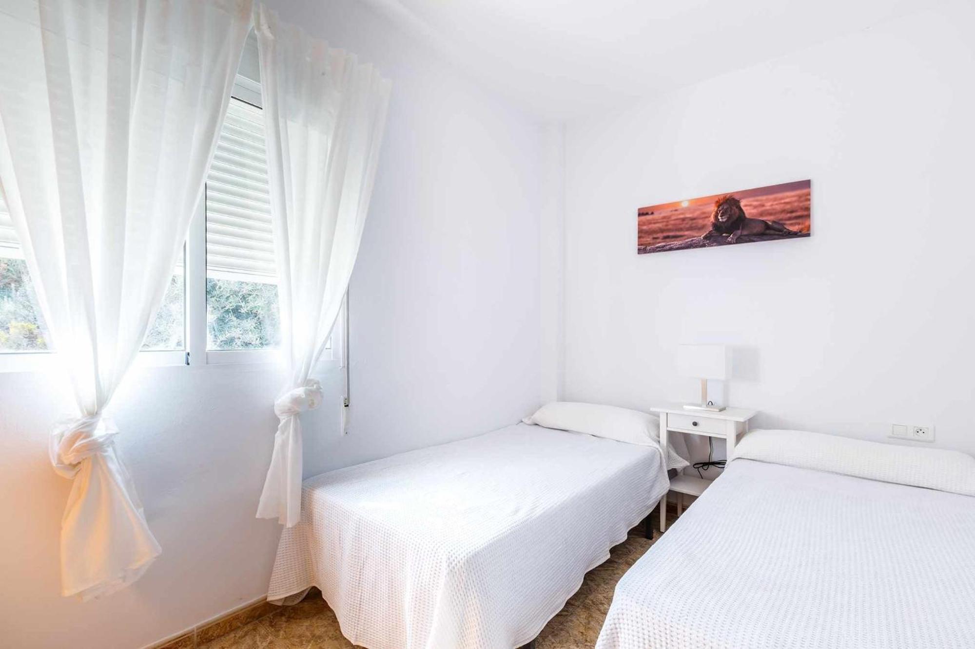 A&n 4 * Frigiliana