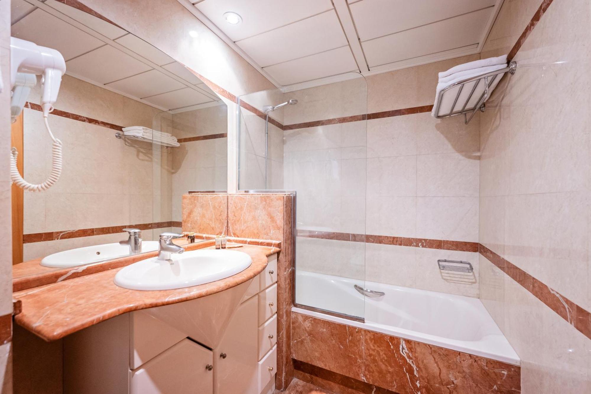 Aparthotel Marina - Abapart Barcelona