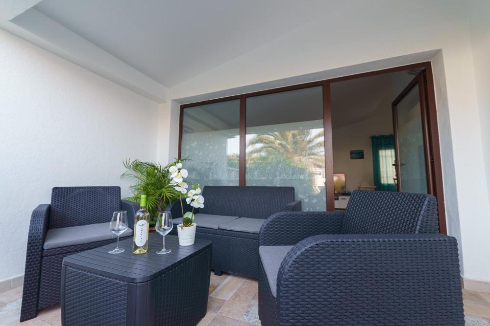 Estupendo Adosado Junto Al Mar, Parking, Terraza - Cancajos *