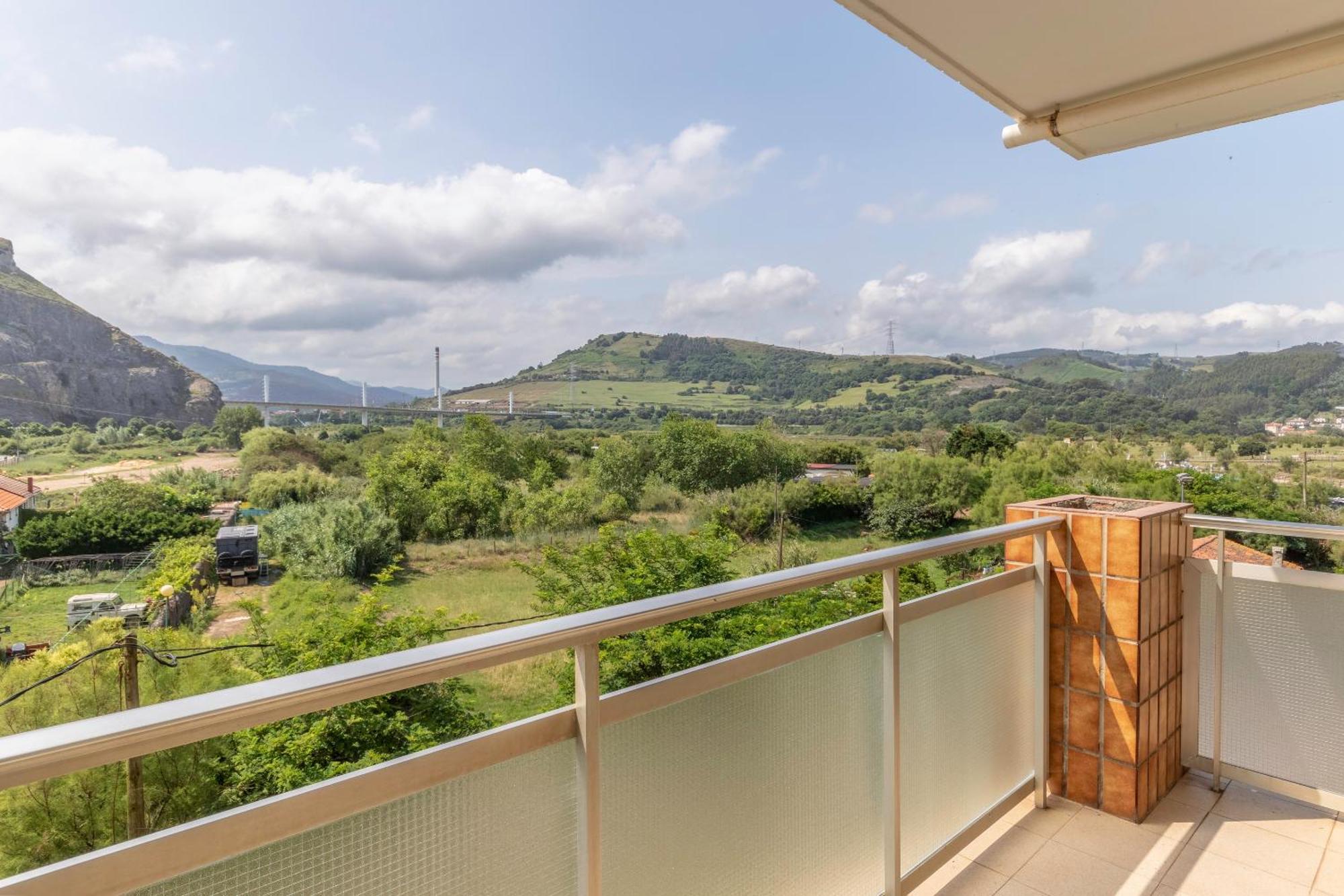 Aparthotel La Arena Zierbena *