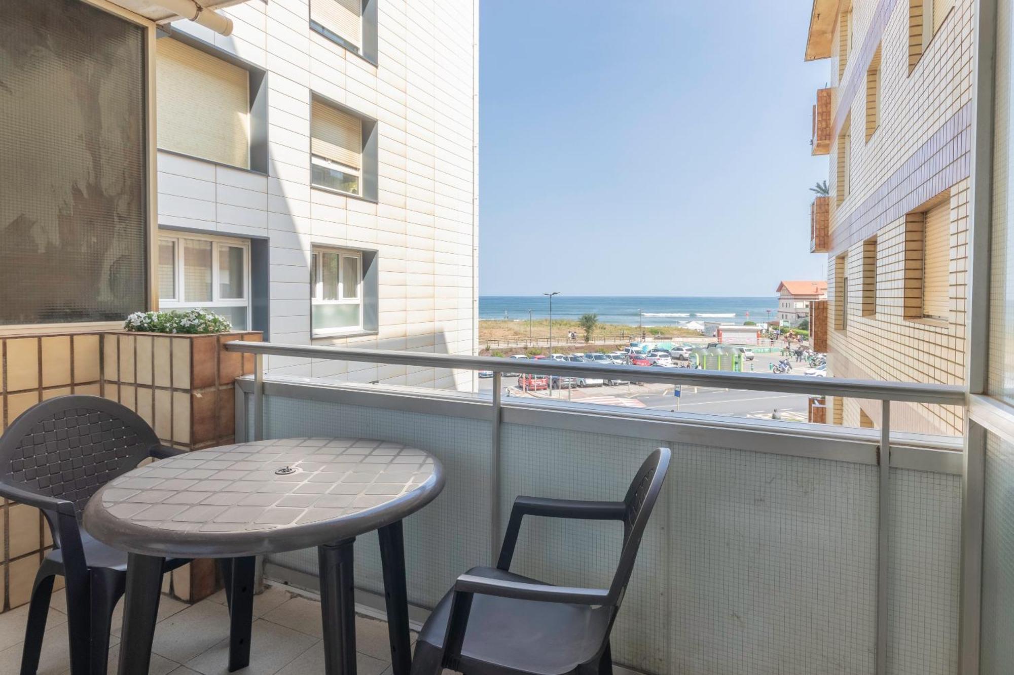 La Arena Zierbena Aparthotel *