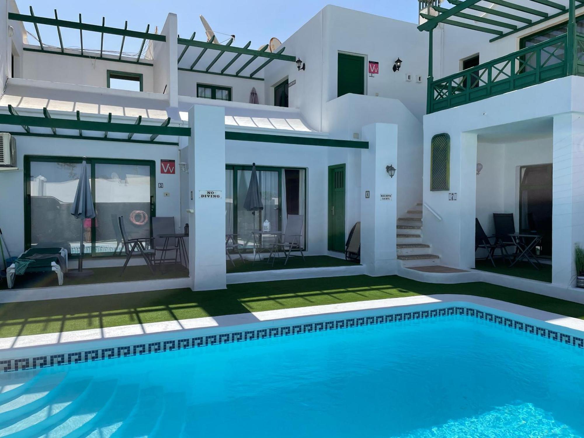 Casa Dante * Tías