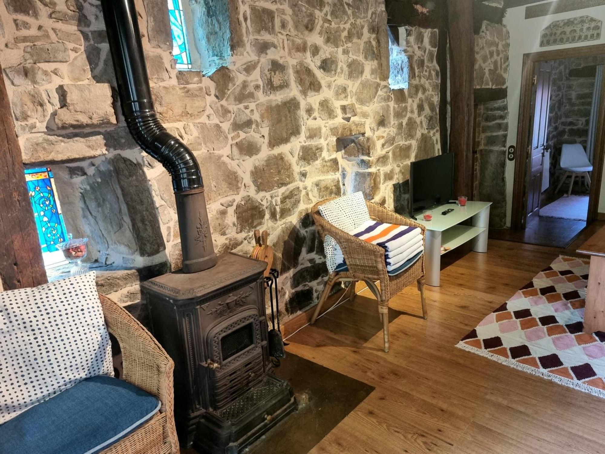 La Casa De Chimeneas Apartamento