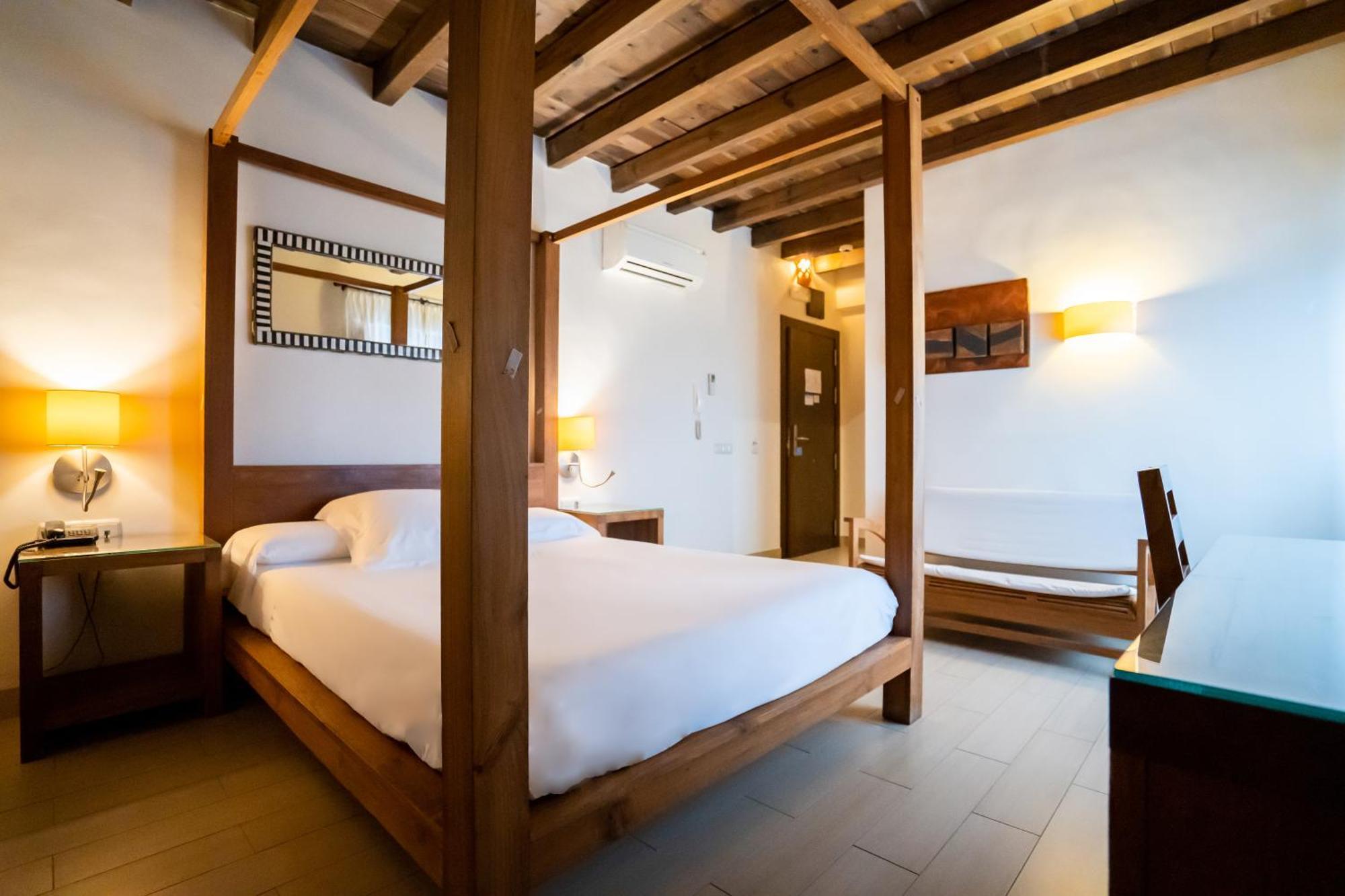 Hotel Yit Abentofail 4*