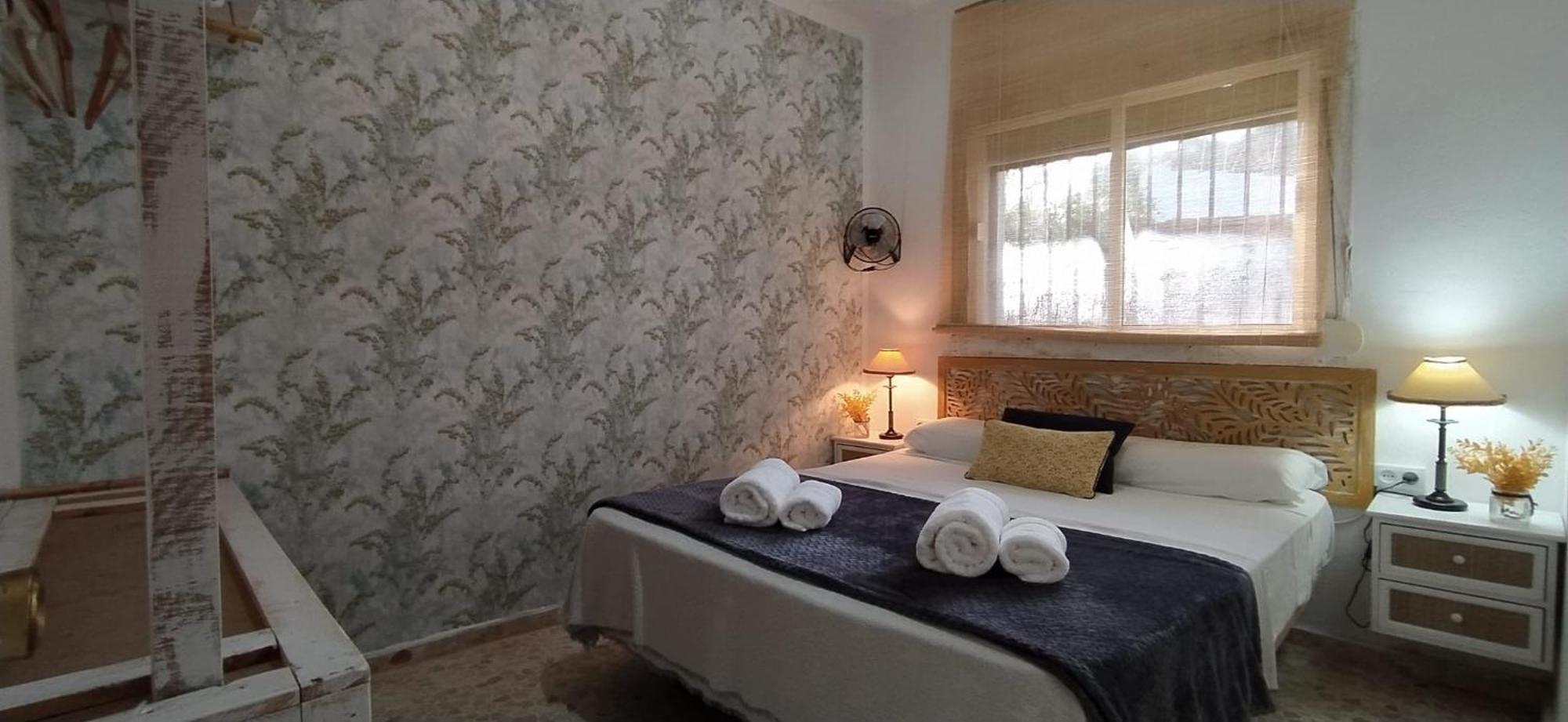Casa, Piscina, Jacuzzi, Garaje, Barbacoa. Holiday home *