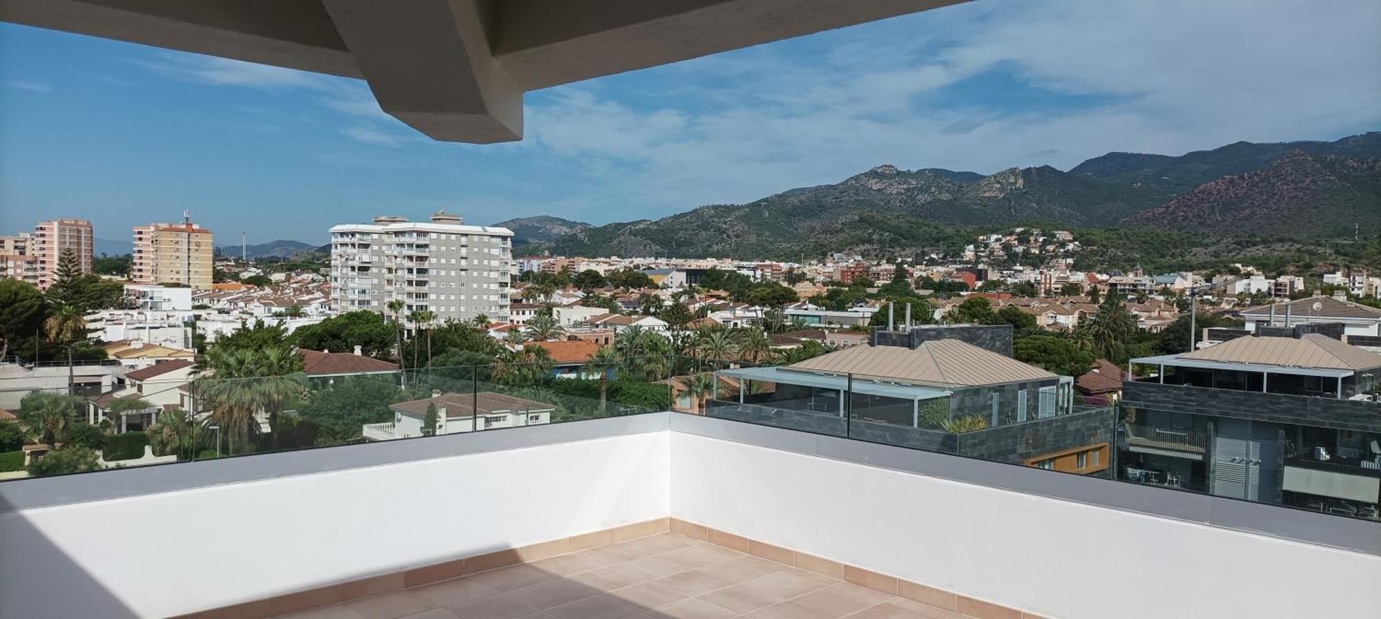 Residencial El Trenet Atico-duplex Apartment *