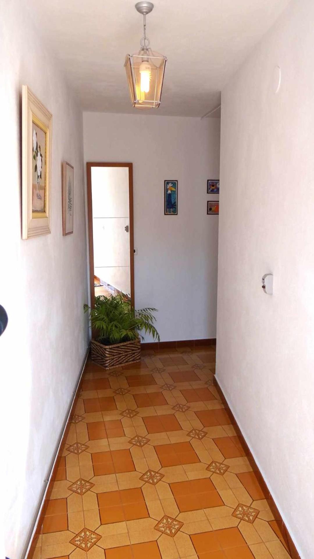 Piso De Laura En Primera Planta Apartamento