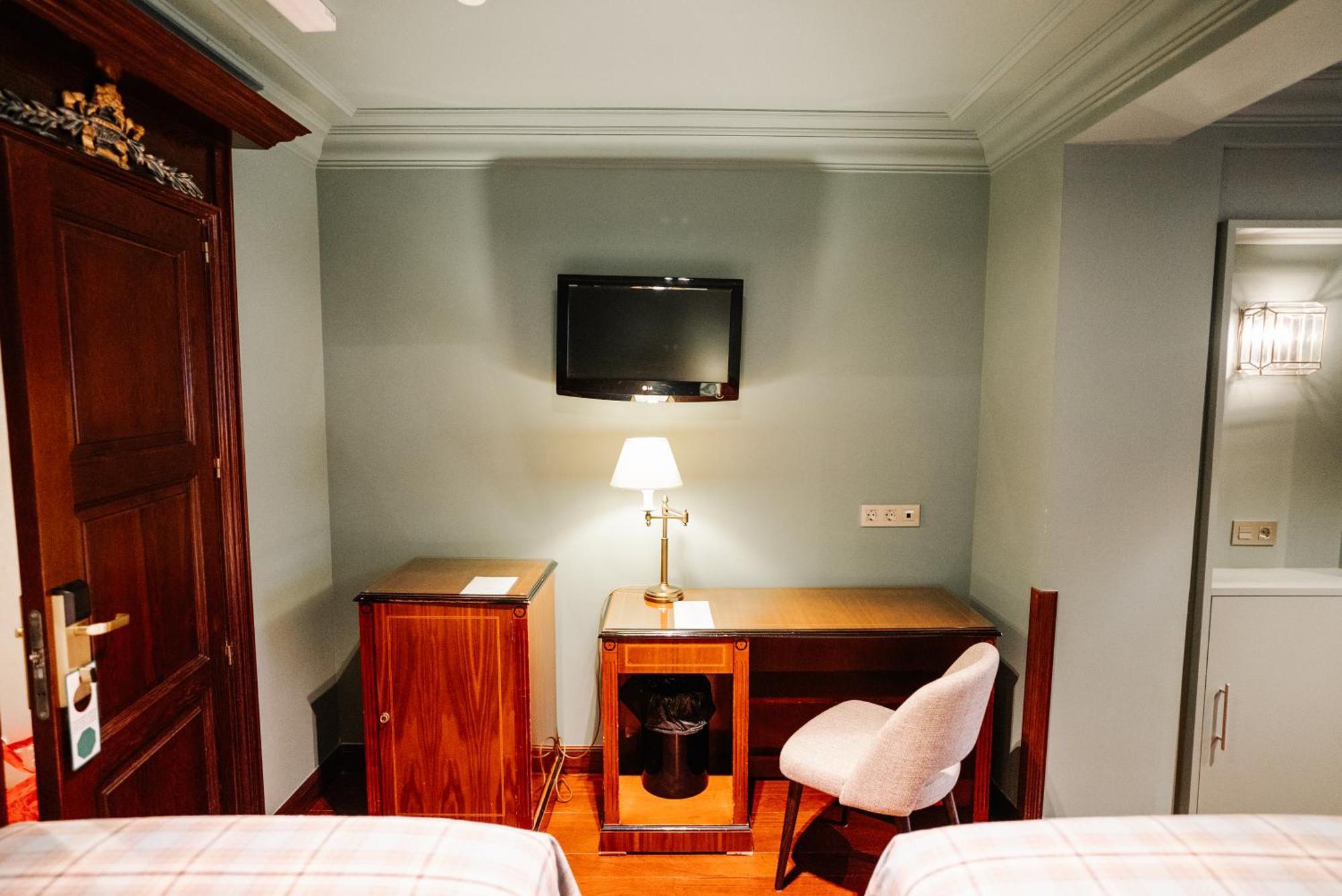 Hotel Rice Reyes Catolicos