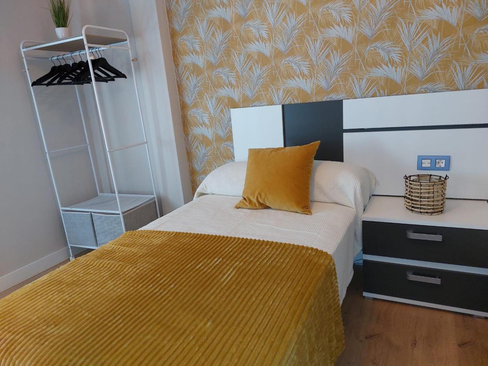 Apartamento Piso En El Centro Apto 5 Personas Con Garaje Privado *