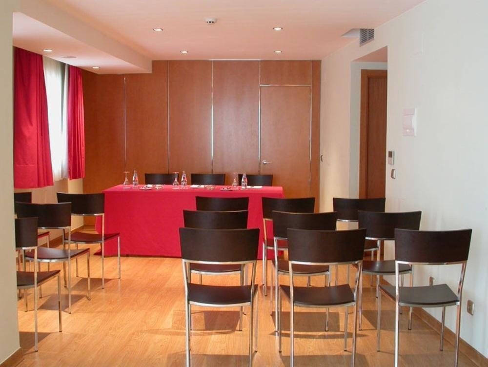 Hotel Exe Puerta San Pedro 3*