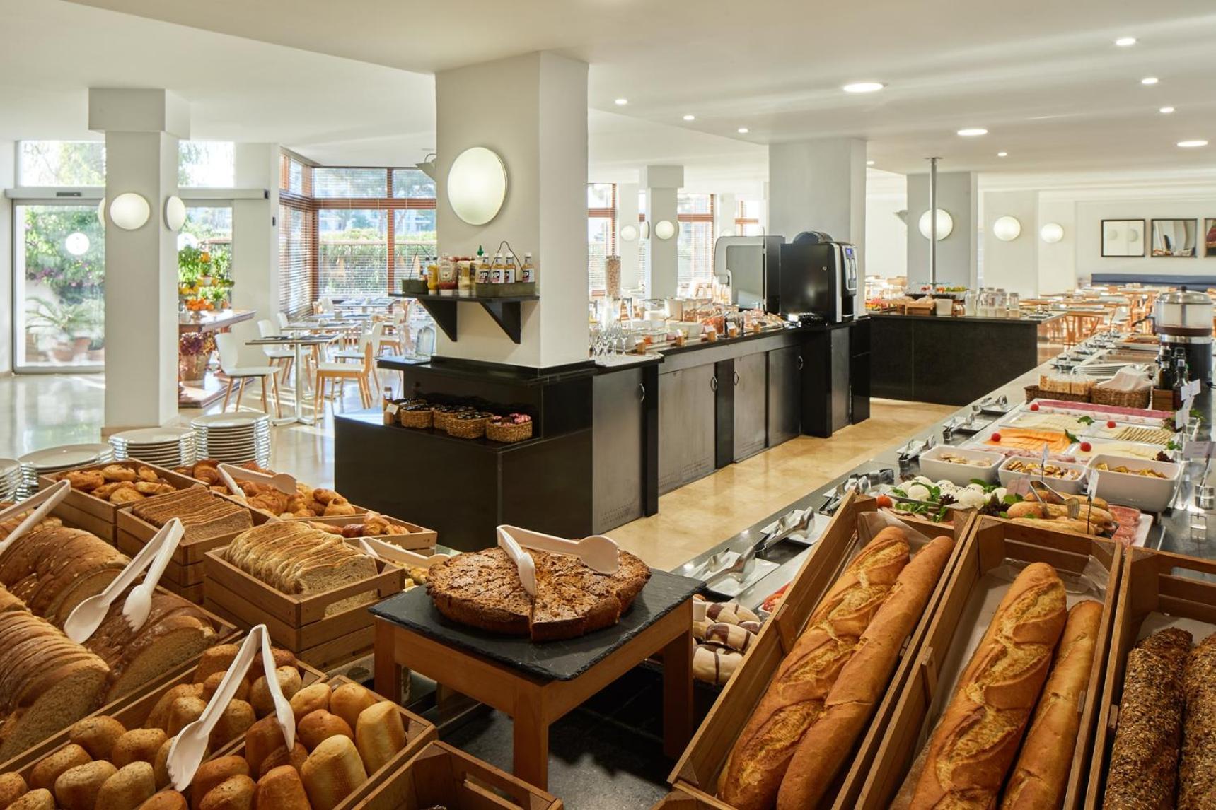 Hotel Tres Torres