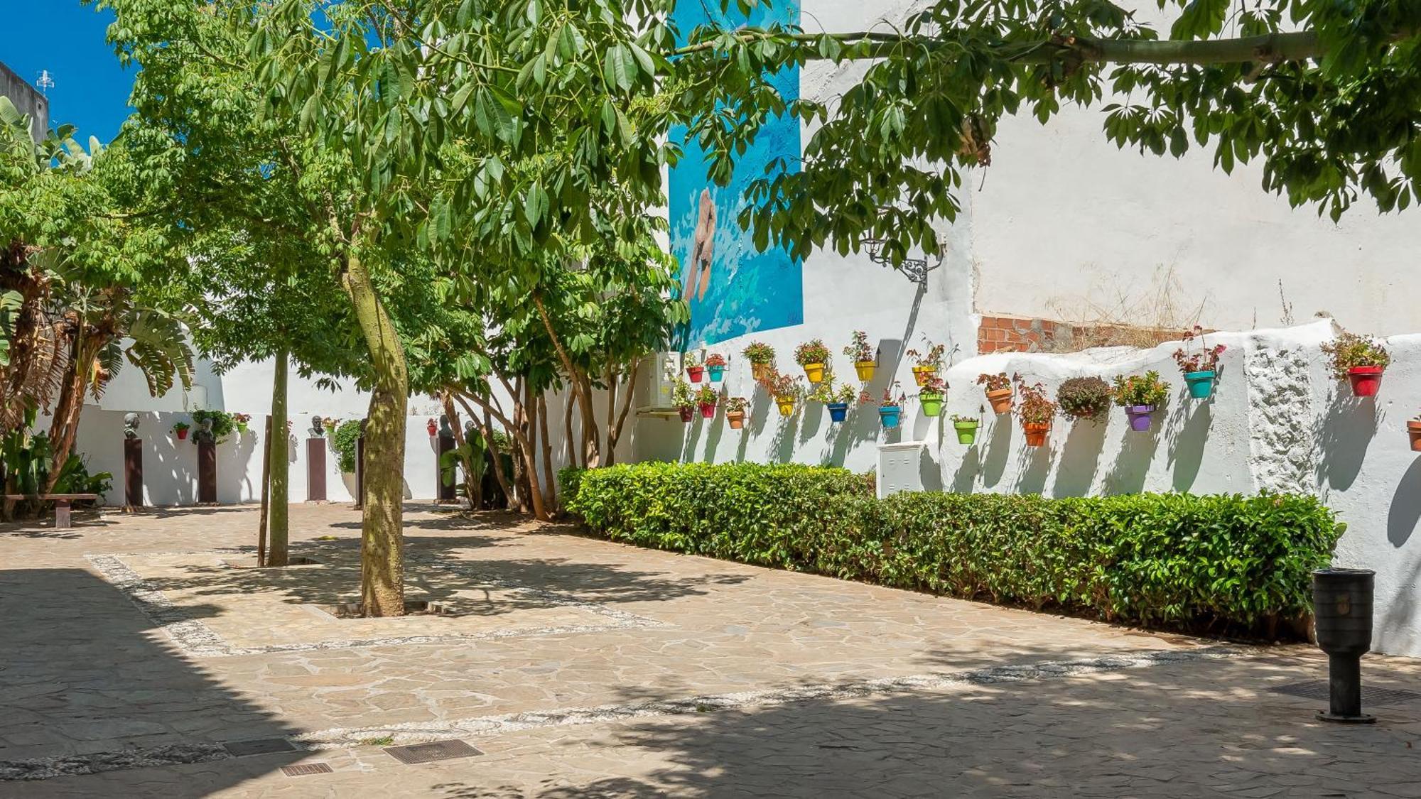 Chic Uurban Oasis In Apartamento Estepona