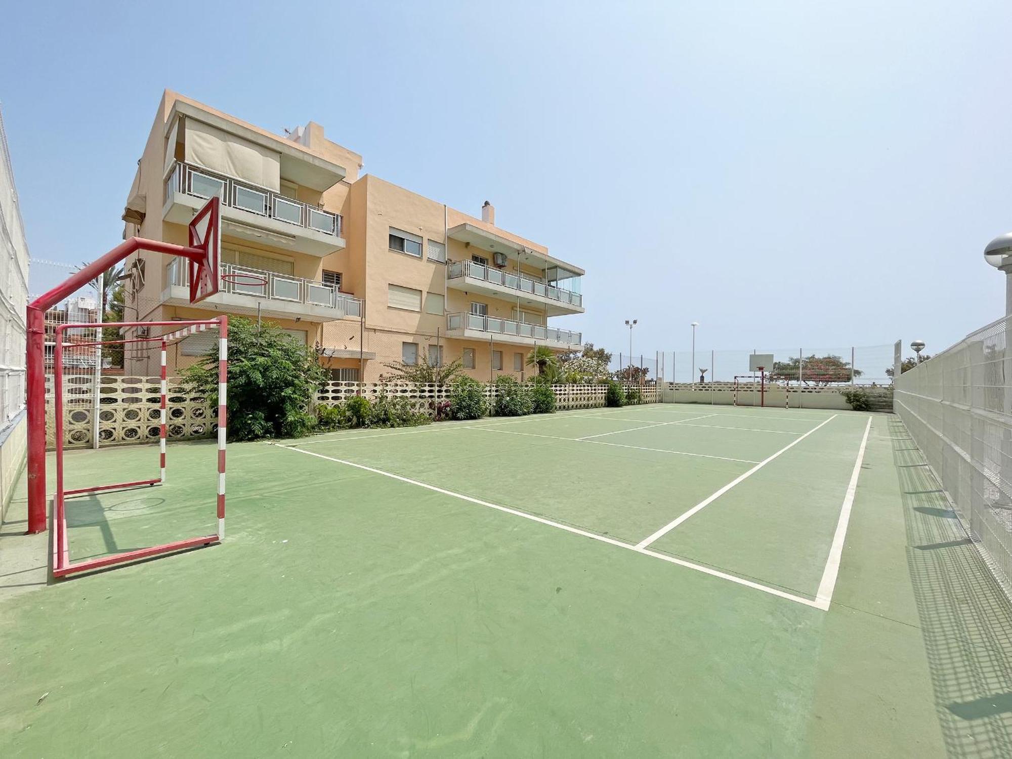 Global Properties, En Primera Linea De Playa En Canet