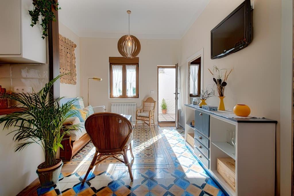 Casa El Tratado, Situada En El Casco Historico Con Patio Privado