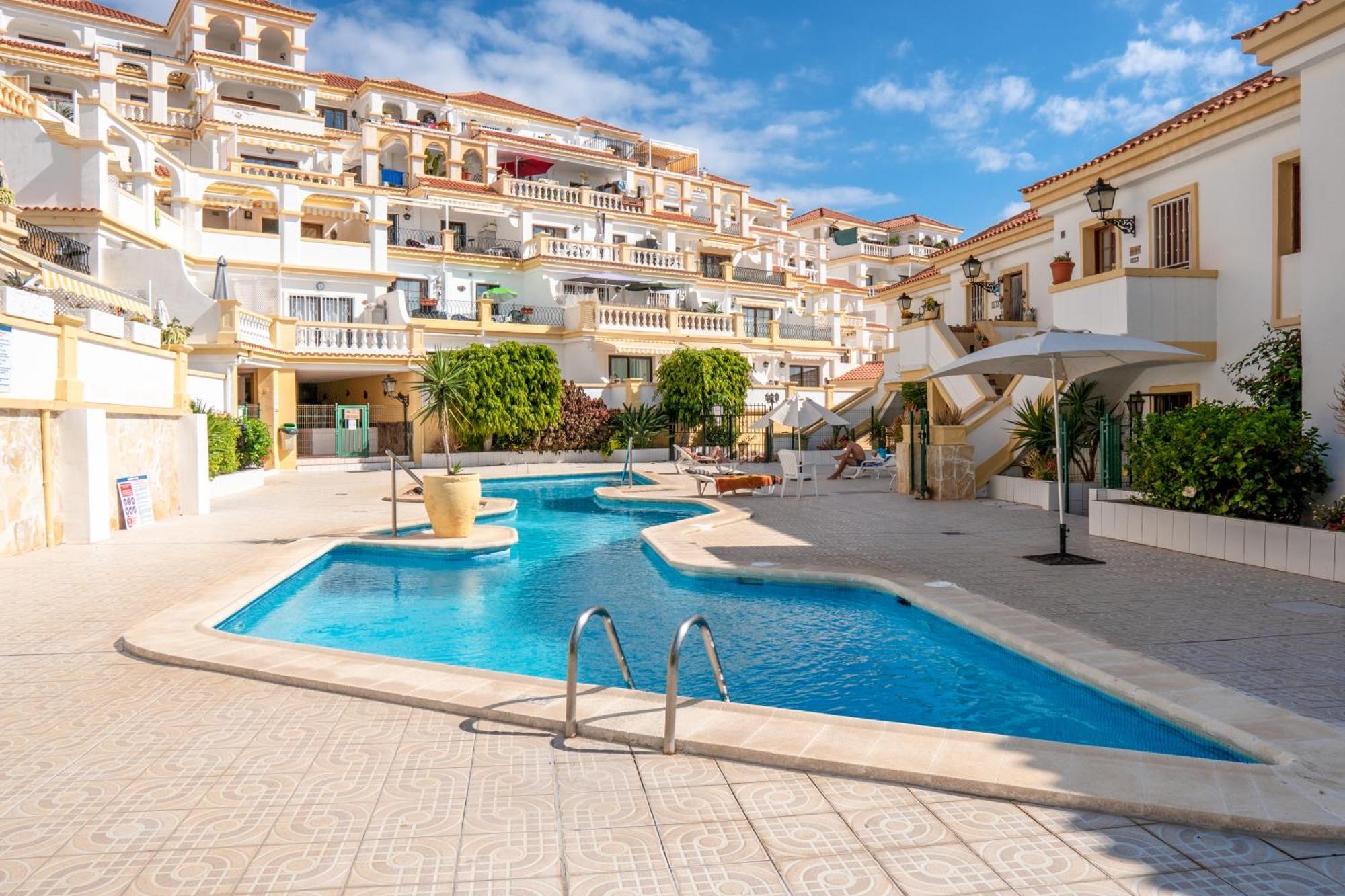 Apartamento Hipnautic Vibes 1br Apt W-poolocean View Near Aqualand, Wifi, Netflix, Free Parking, 2 Pools Access Costa Adeje (Tenerife)