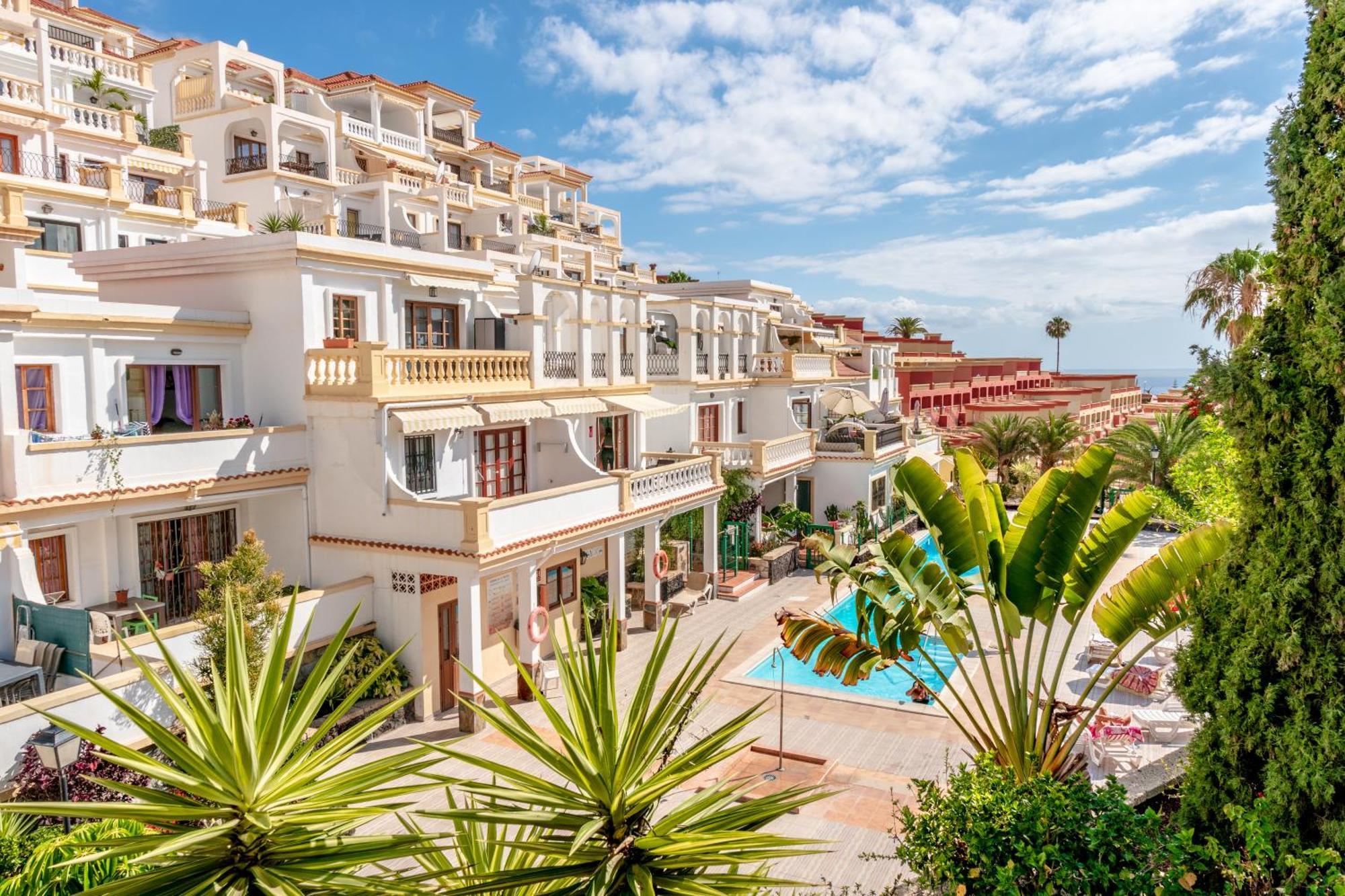 Apartamento Hipnautic Vibes 1br Apt W-poolocean View Near Aqualand, Wifi, Netflix, Free Parking, 2 Pools Access Costa Adeje (Tenerife)