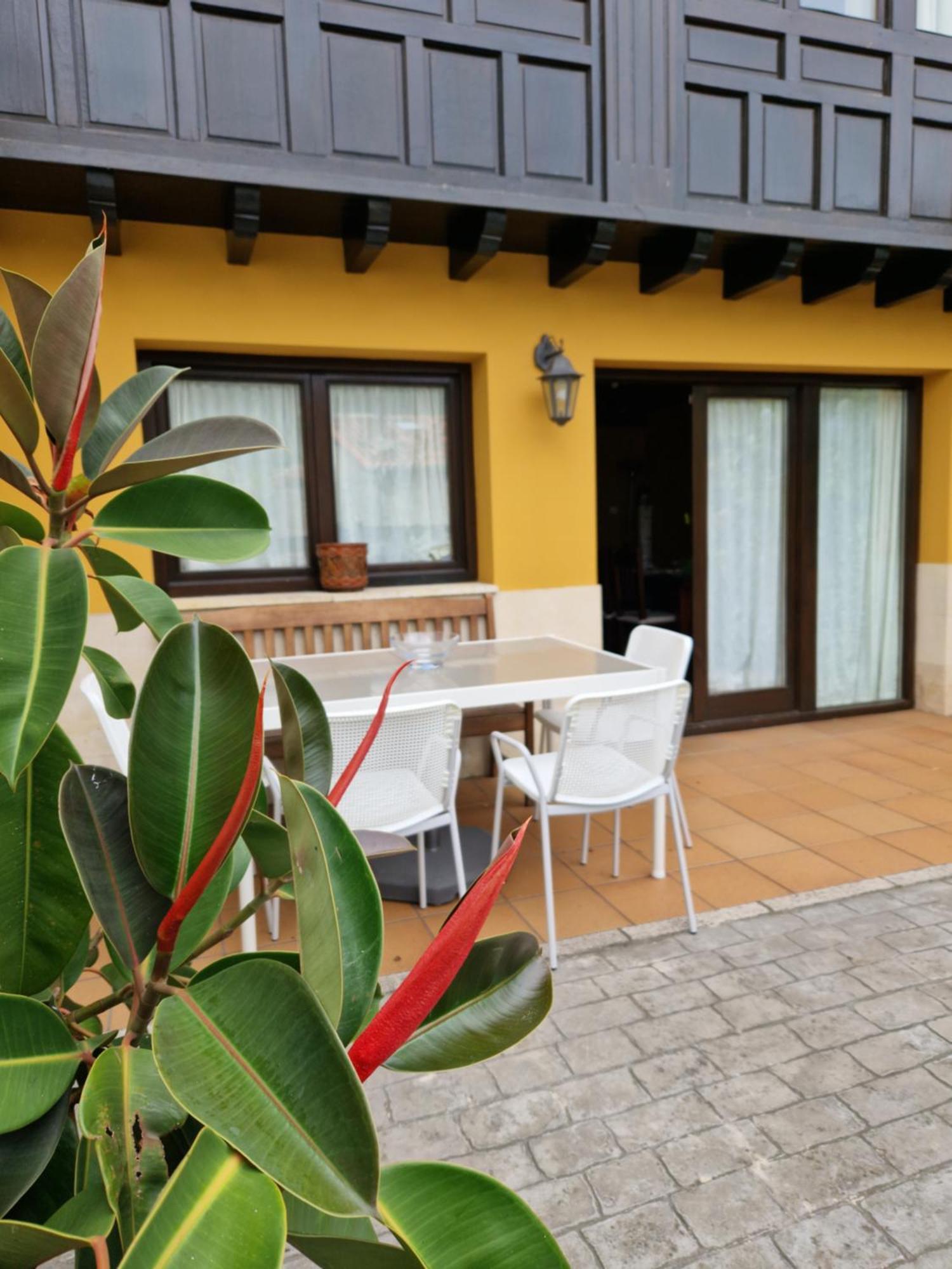 Casa La Carrera - Casas De Picos *