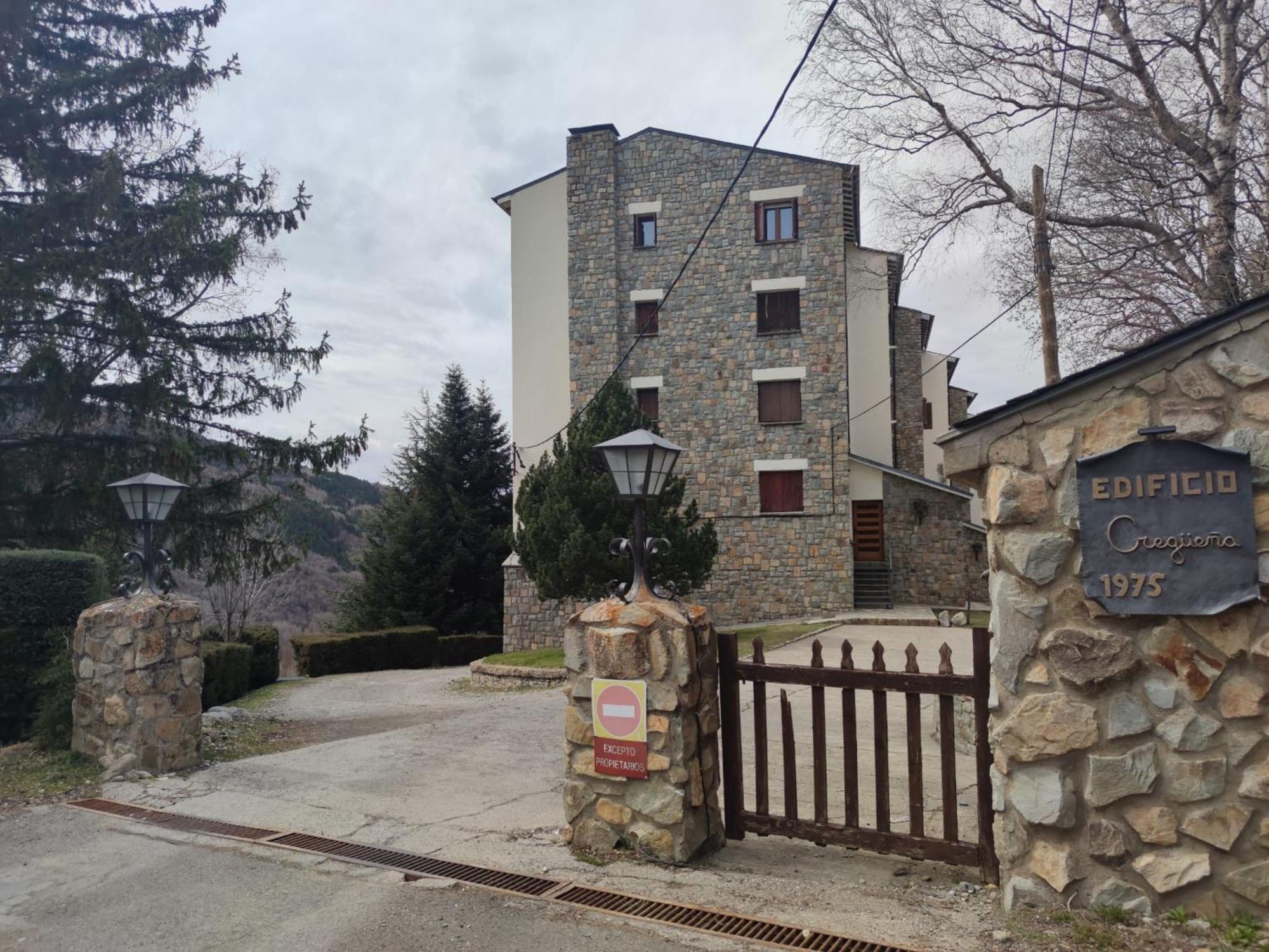 Inmocyma El Sarrau-cerler Apartamento *